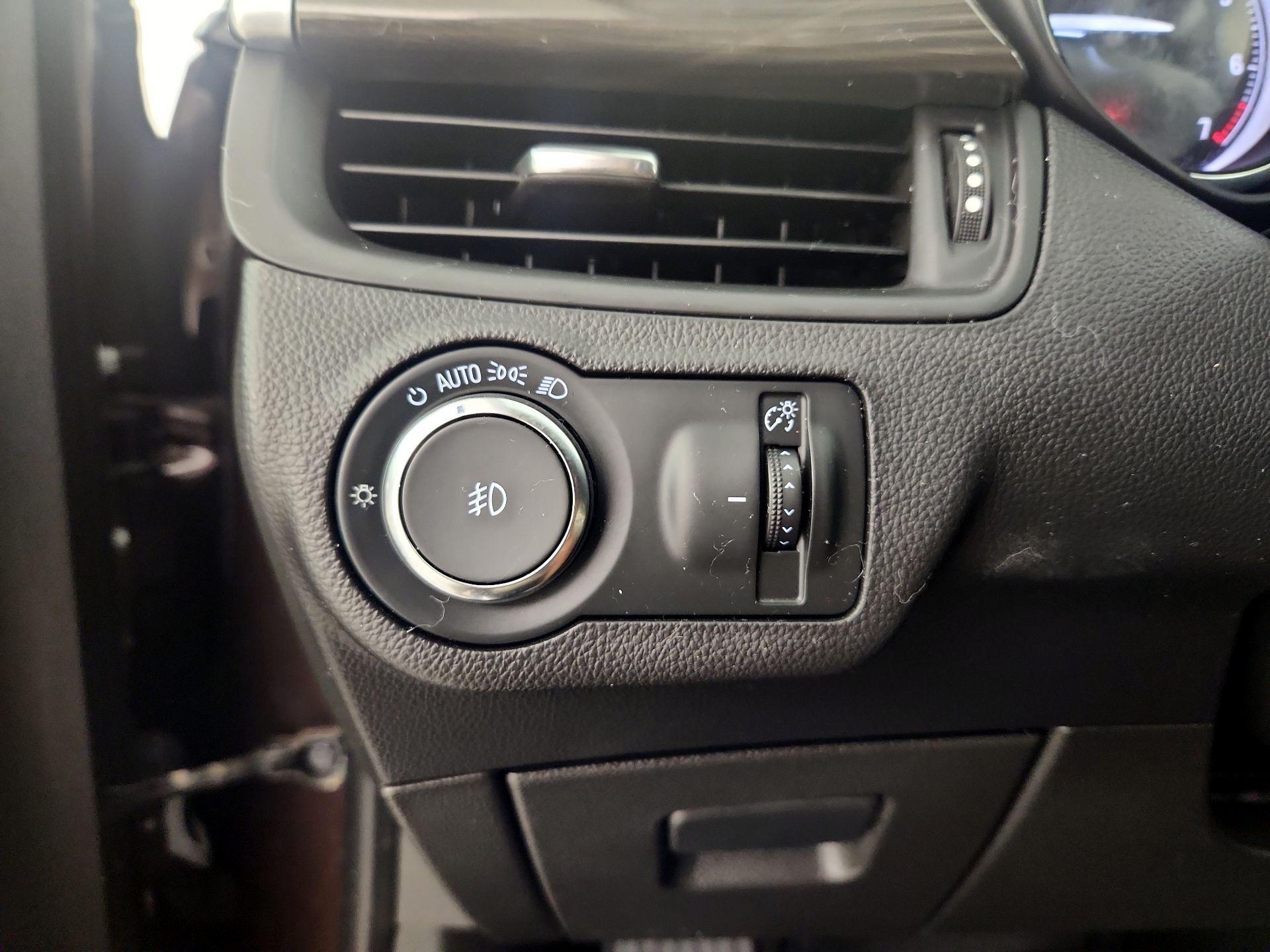Thumbnail: 2020 Buick Envision - 11