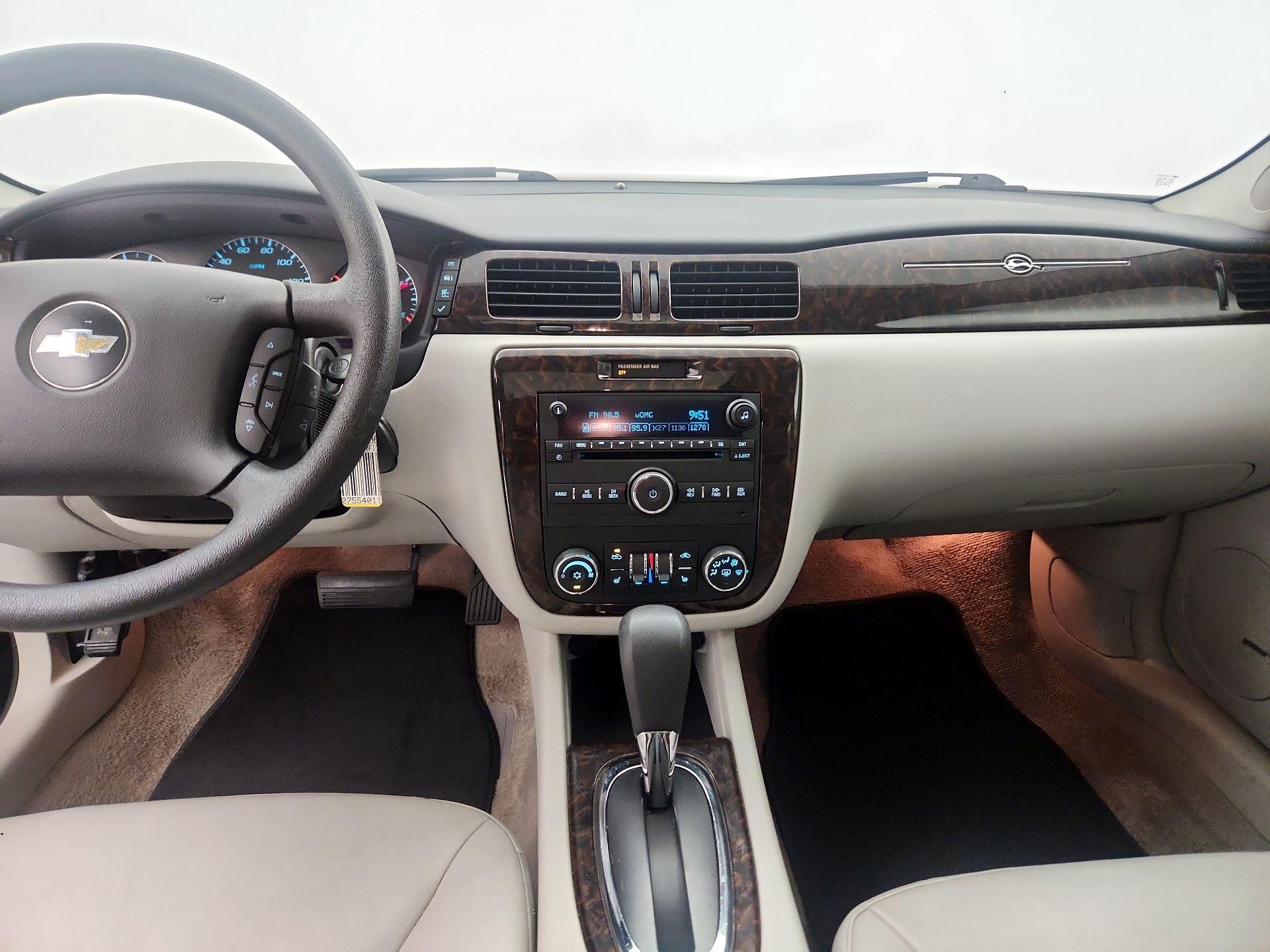 Thumbnail: 2015 Chevrolet Impala - 9