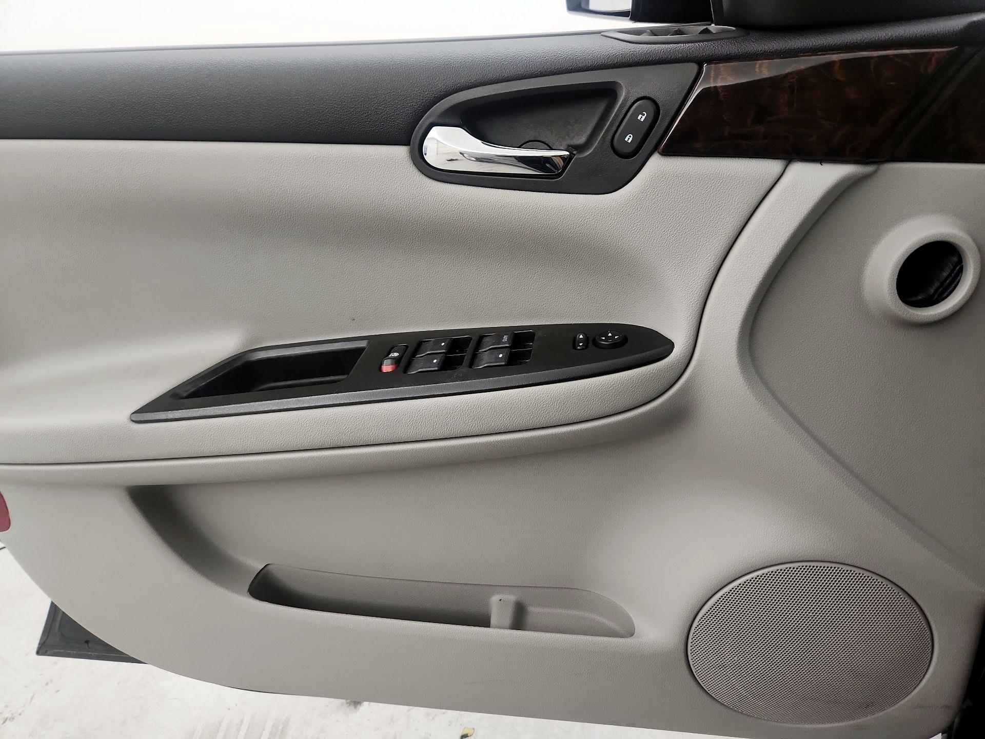 Thumbnail: 2015 Chevrolet Impala - 12
