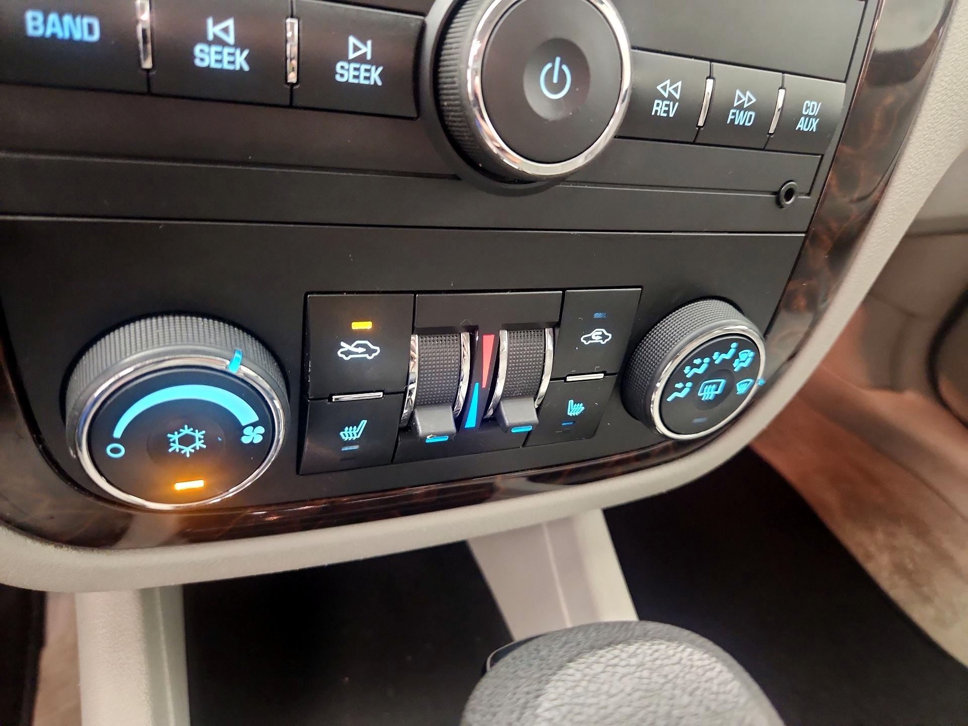 Thumbnail: 2015 Chevrolet Impala - 15