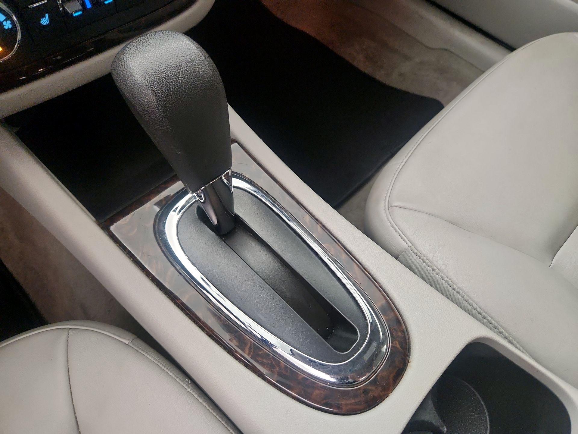 Thumbnail: 2015 Chevrolet Impala - 16