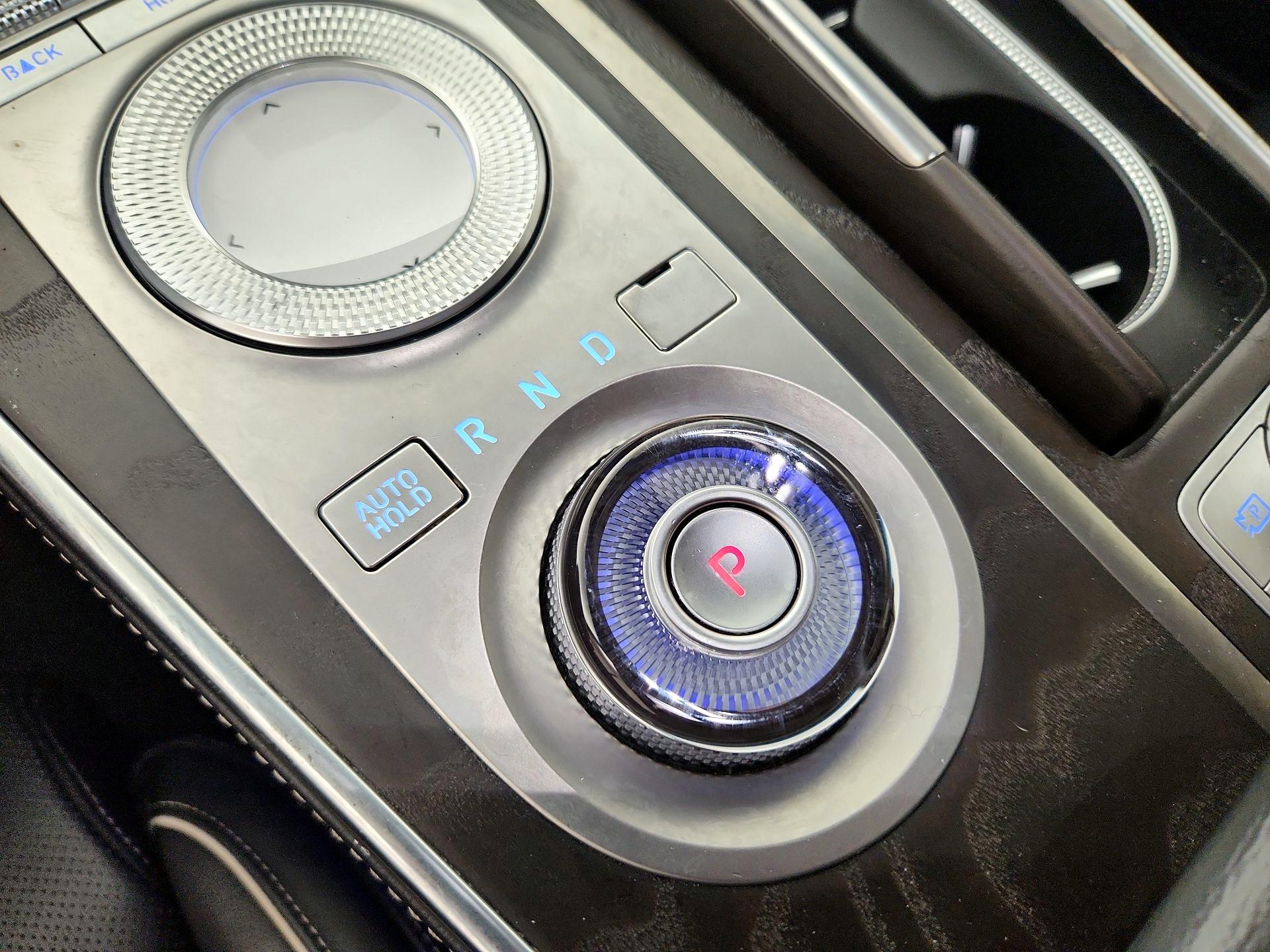 Thumbnail: 2021 Genesis GV80 - 18