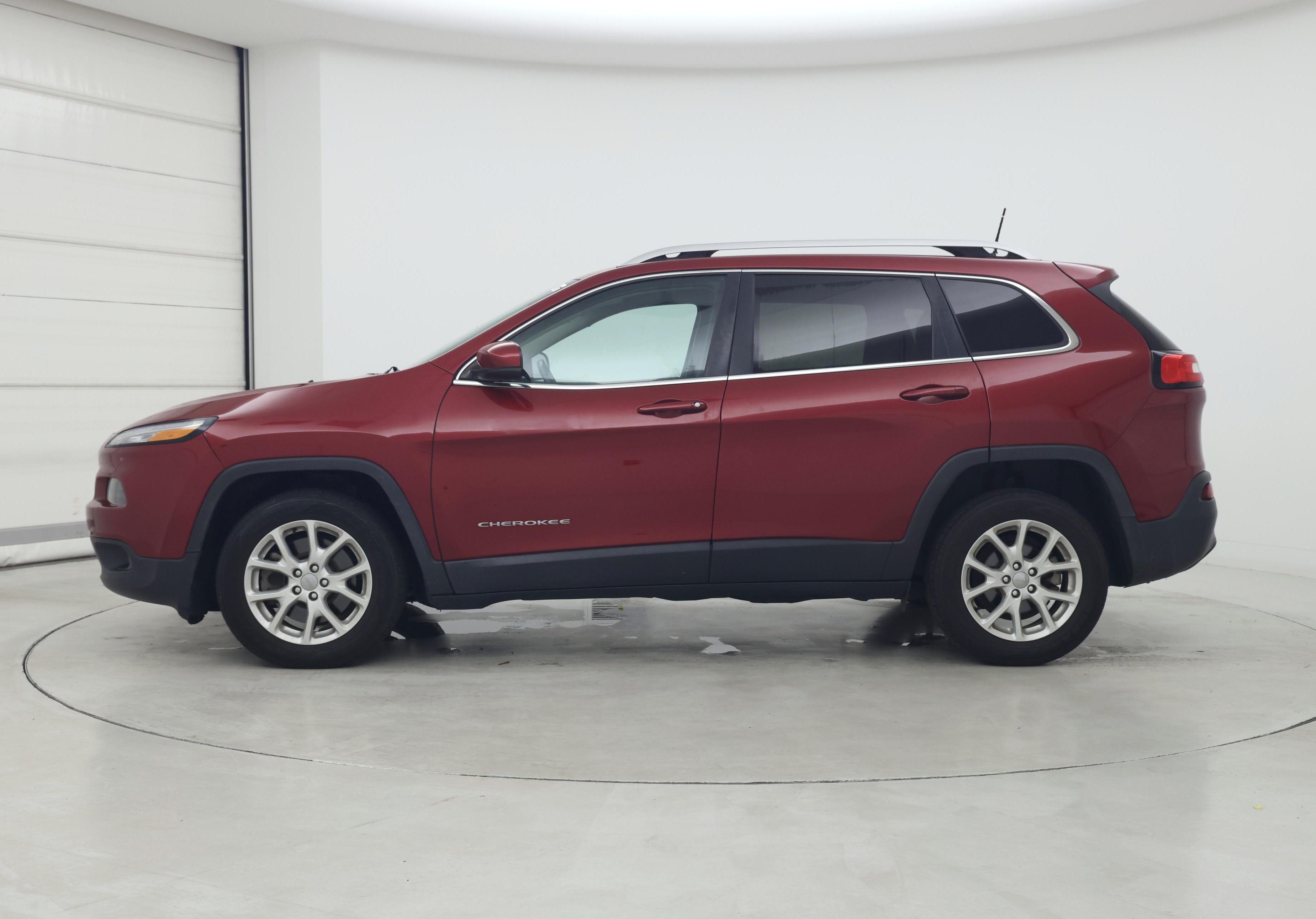Thumbnail: 2017 Jeep Cherokee - 3