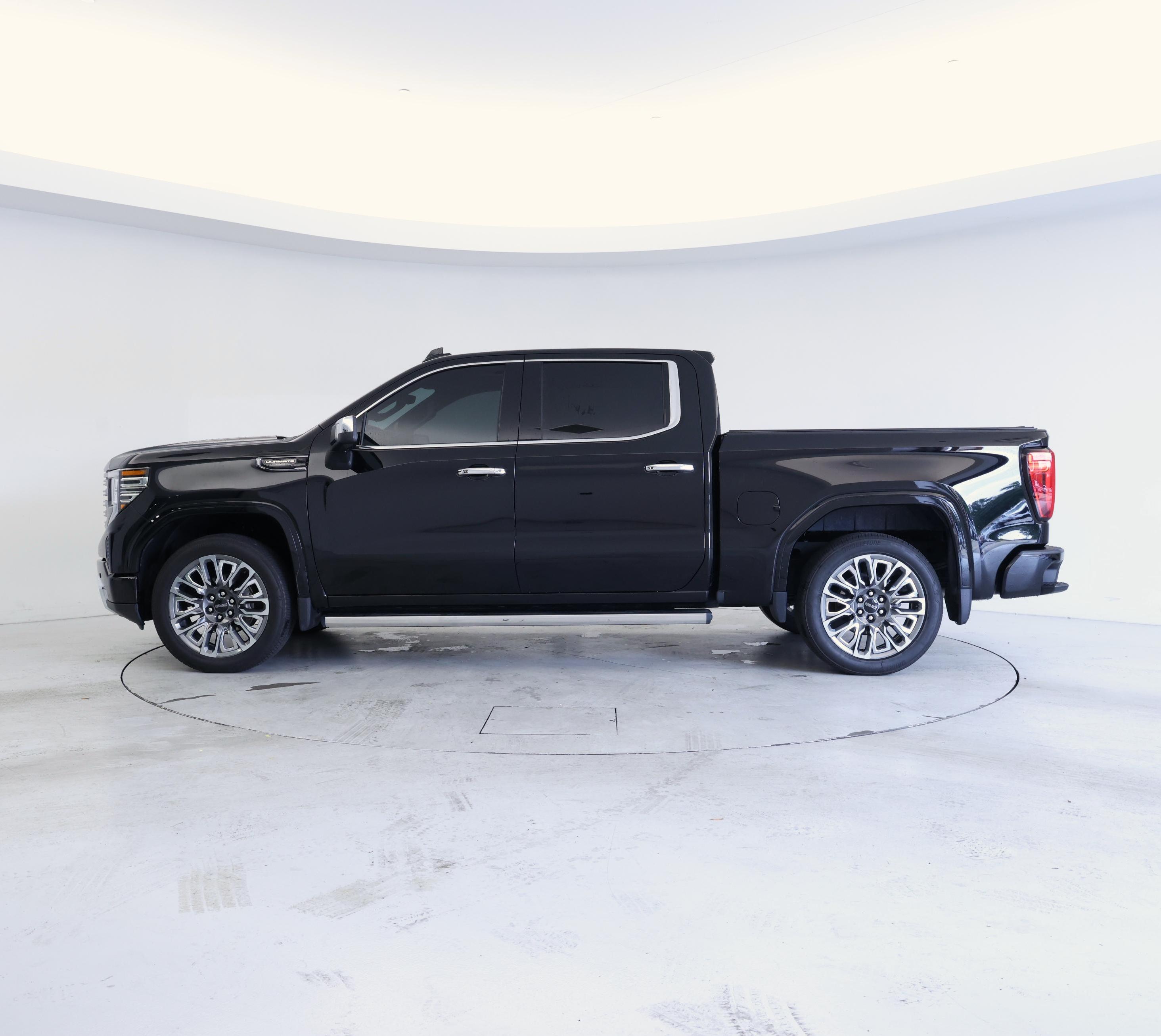 Thumbnail: 2024 GMC Sierra 1500 - 3