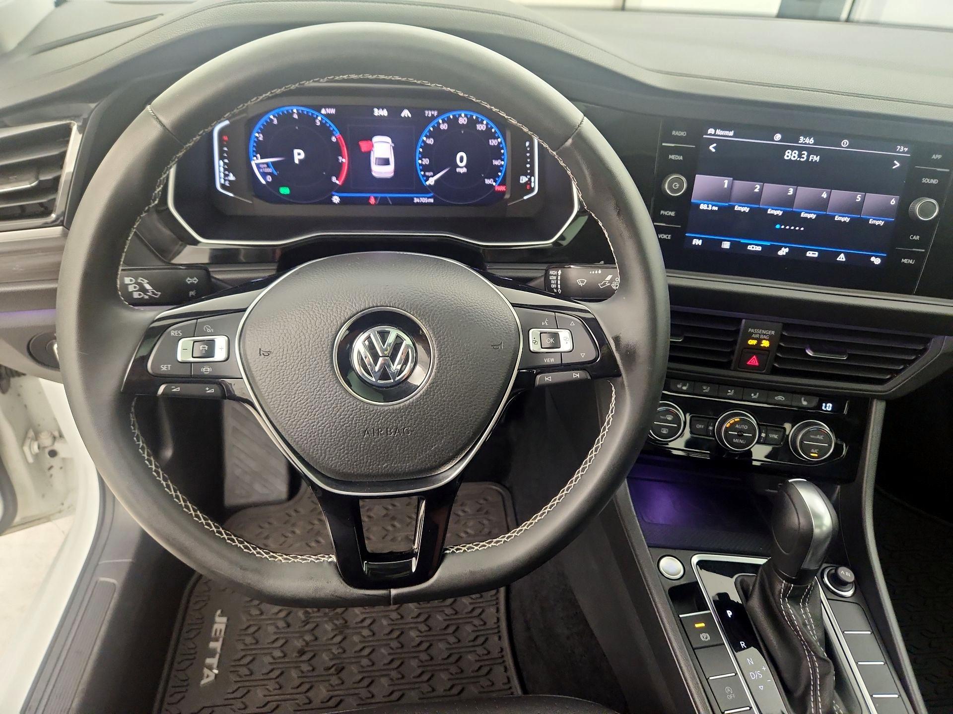 Thumbnail: 2021 Volkswagen Jetta - 9