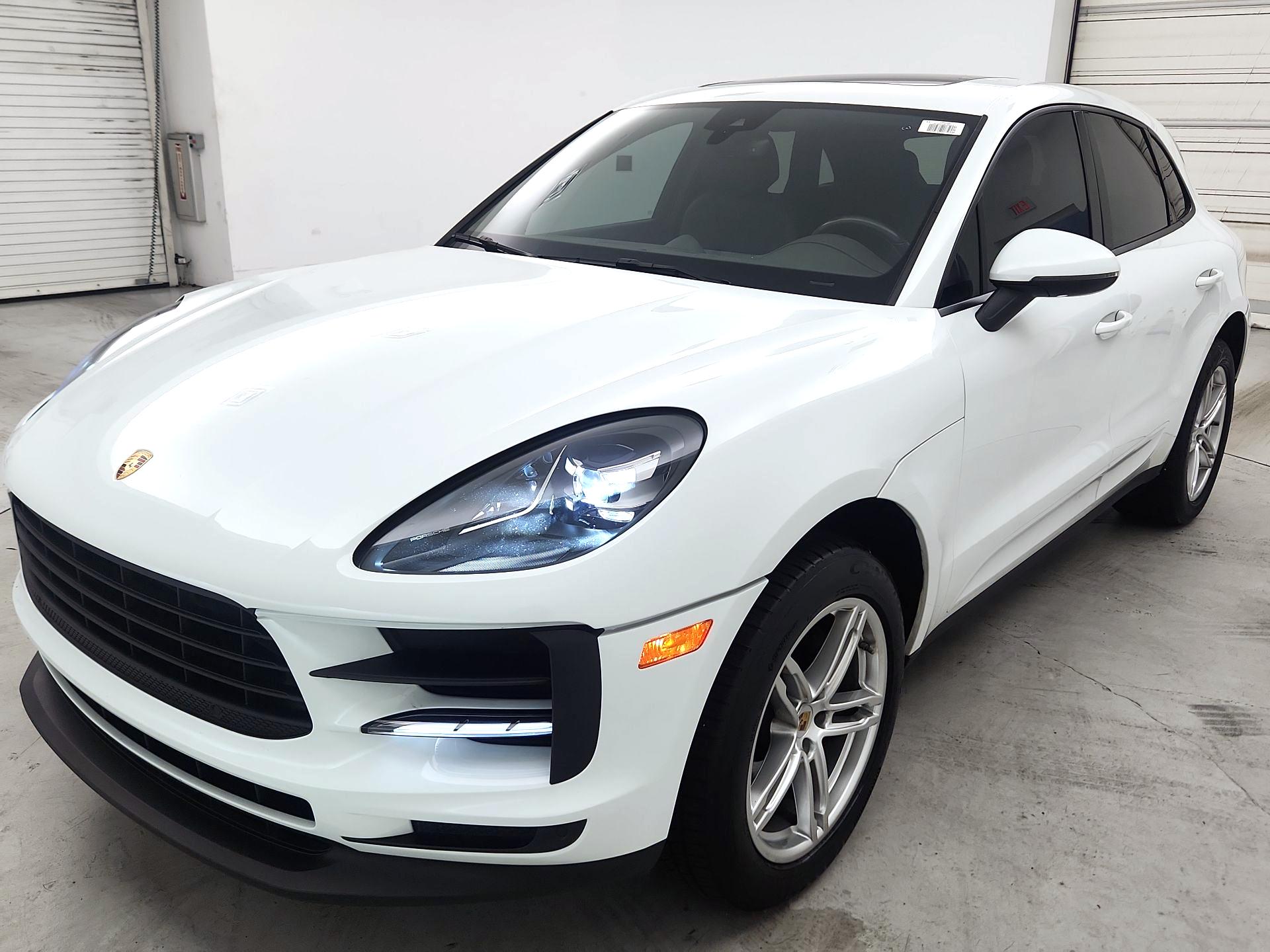Thumbnail: 2019 Porsche Macan - 3