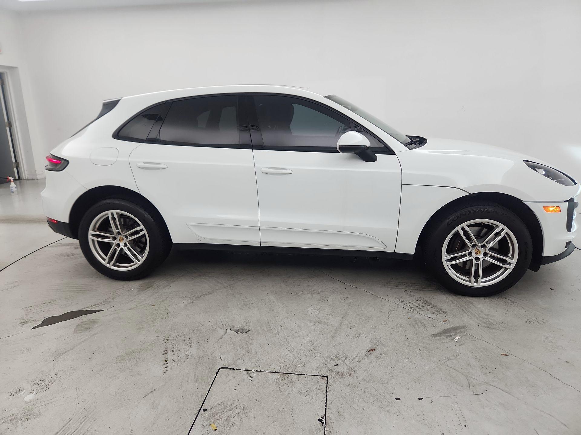 Thumbnail: 2019 Porsche Macan - 4