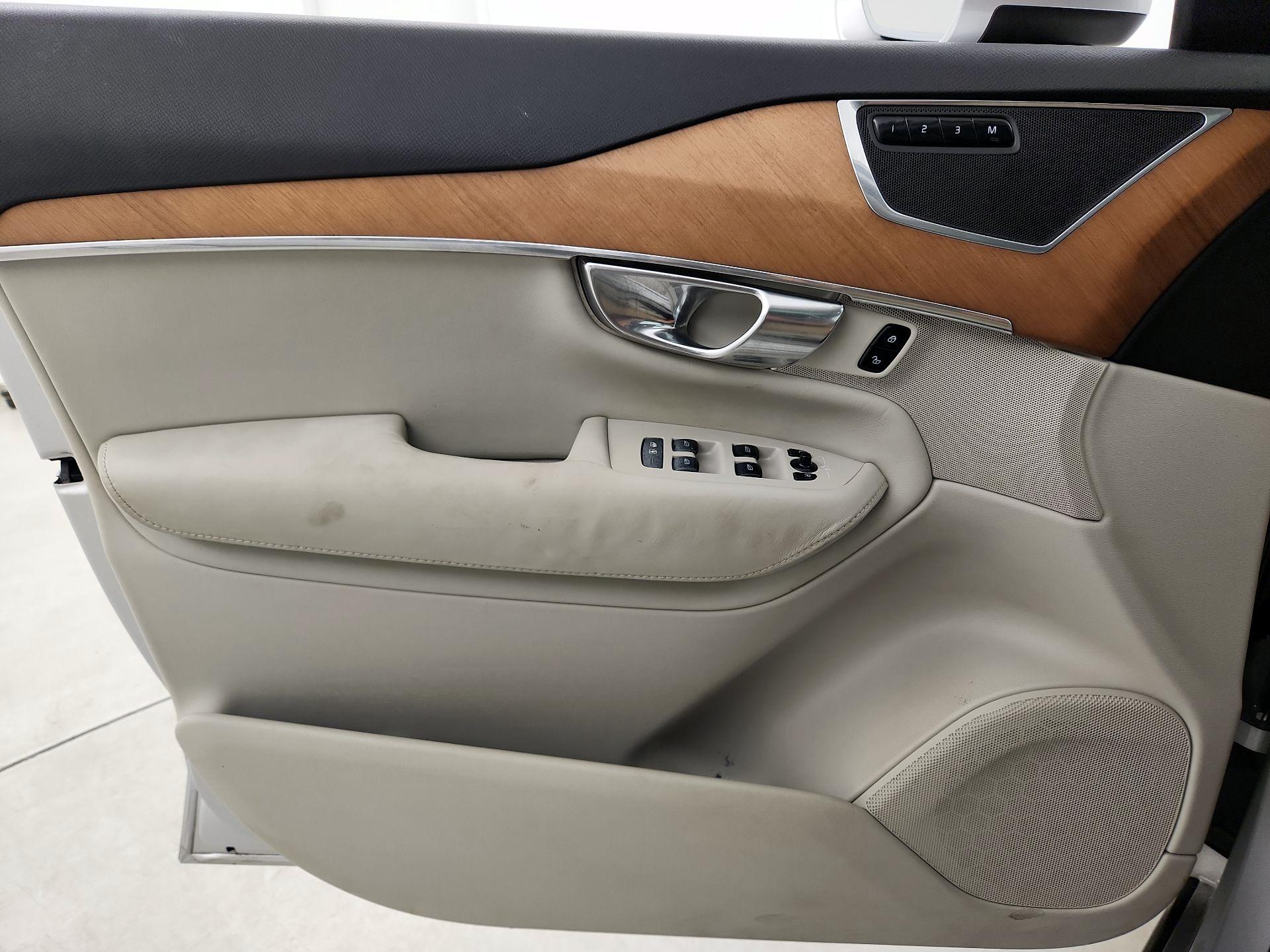 Thumbnail: 2018 Volvo XC90 - 12