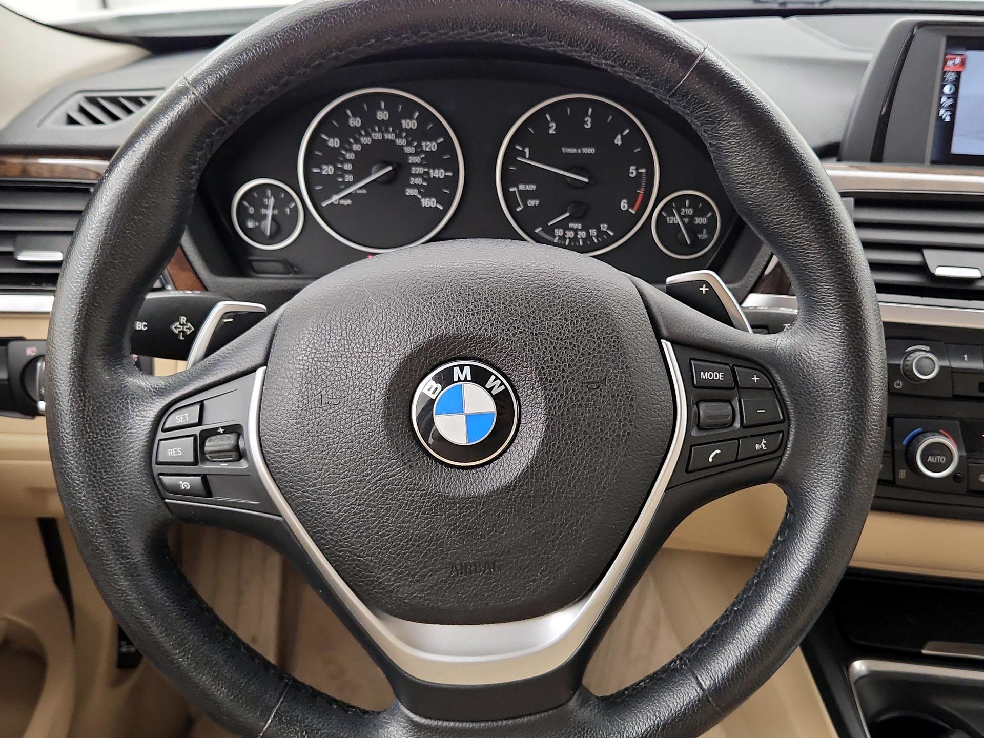 Thumbnail: 2015 BMW 3 Series - 10