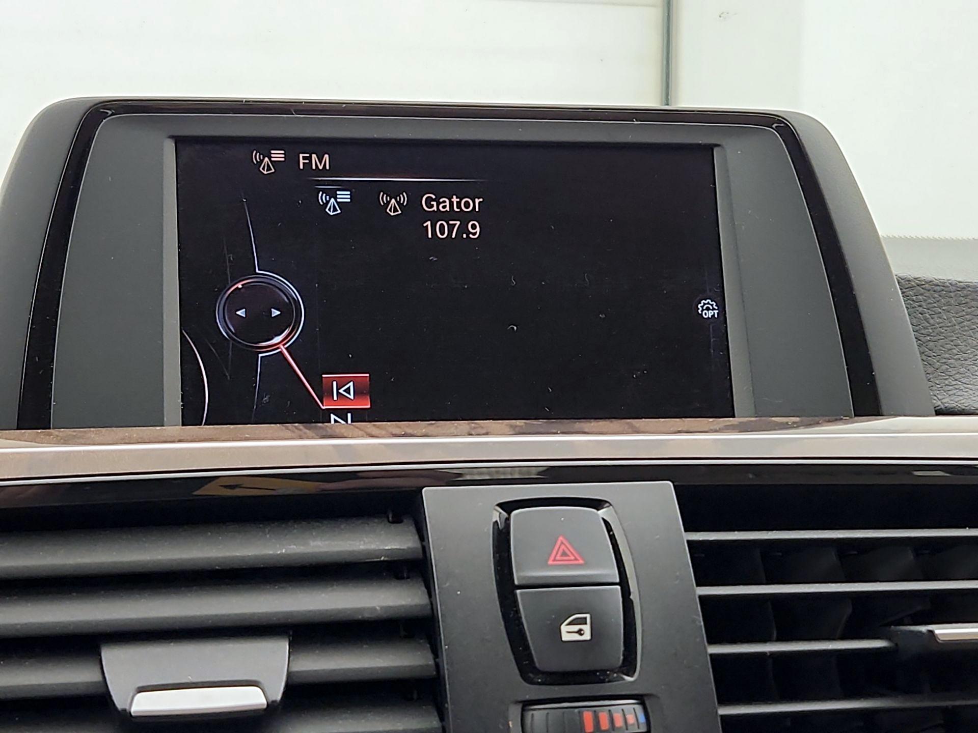 Thumbnail: 2015 BMW 3 Series - 15