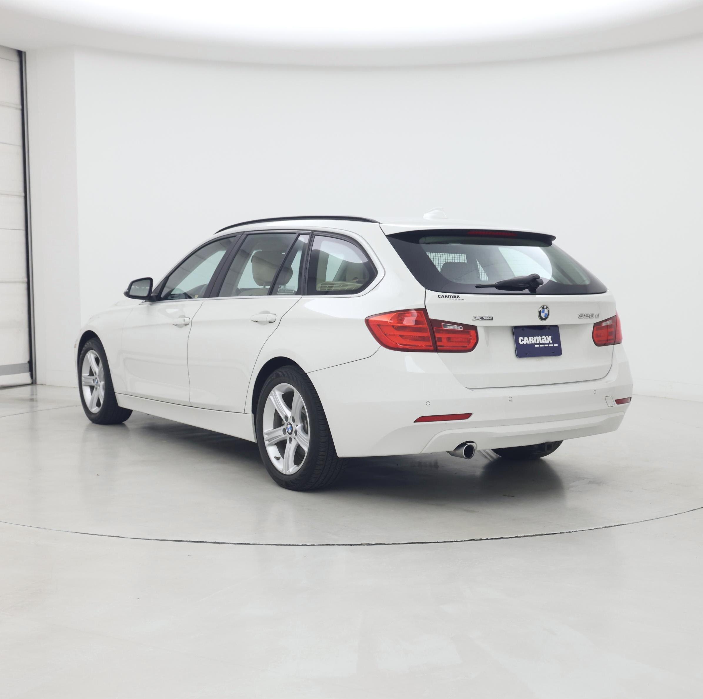 Thumbnail: 2015 BMW 3 Series - 2