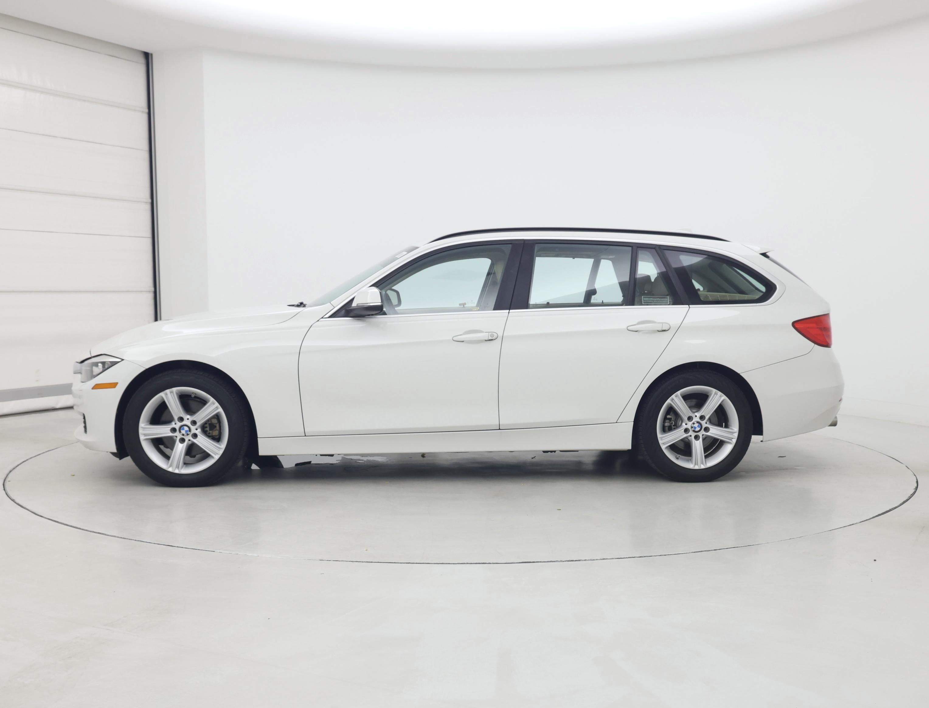 Thumbnail: 2015 BMW 3 Series - 3