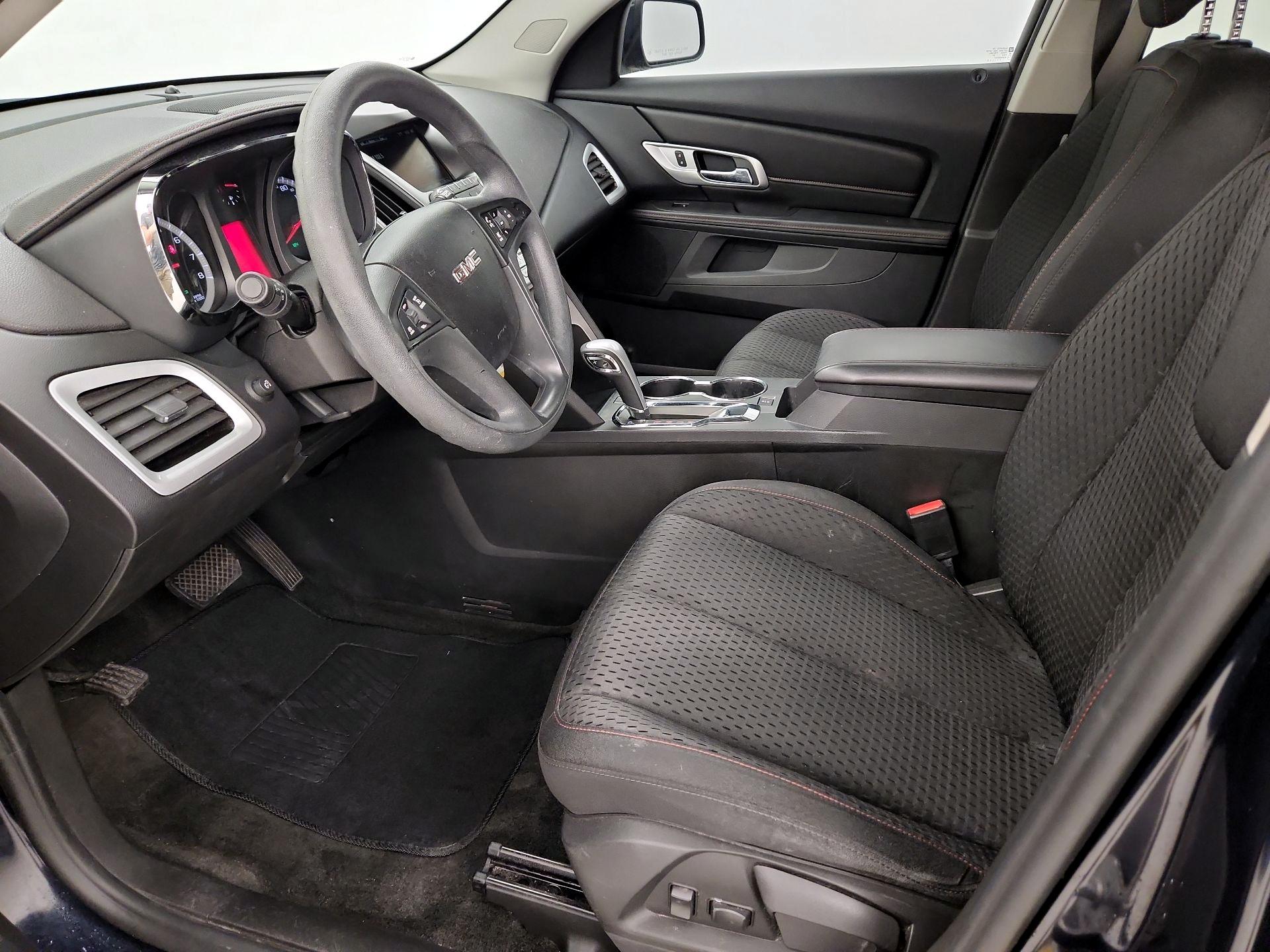 Thumbnail: 2015 GMC Terrain - 11