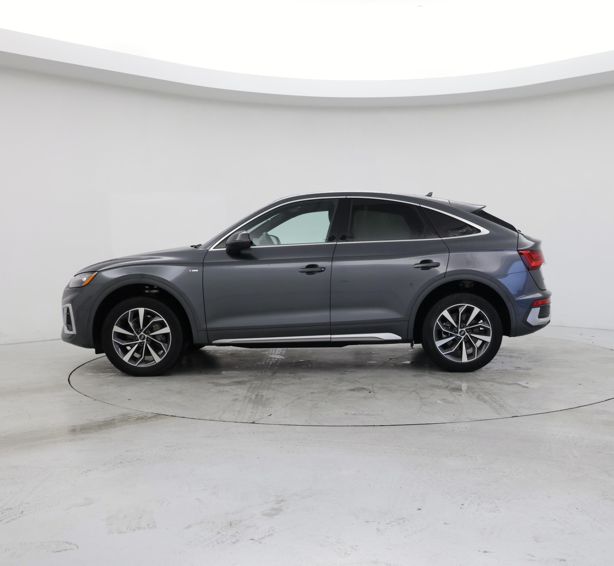 Thumbnail: 2022 Audi Q5 - 3