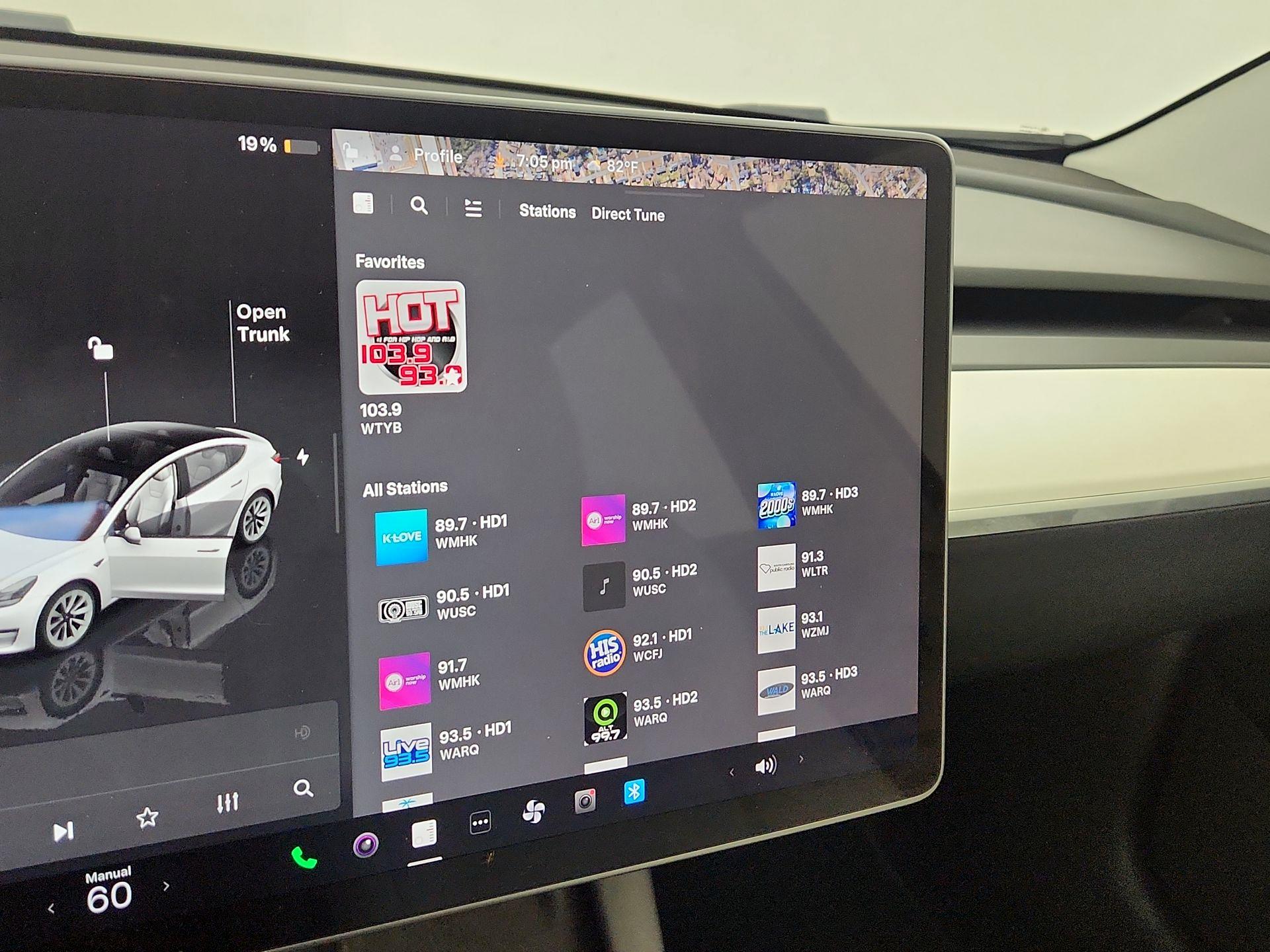 Thumbnail: 2022 Tesla Model 3 - 12