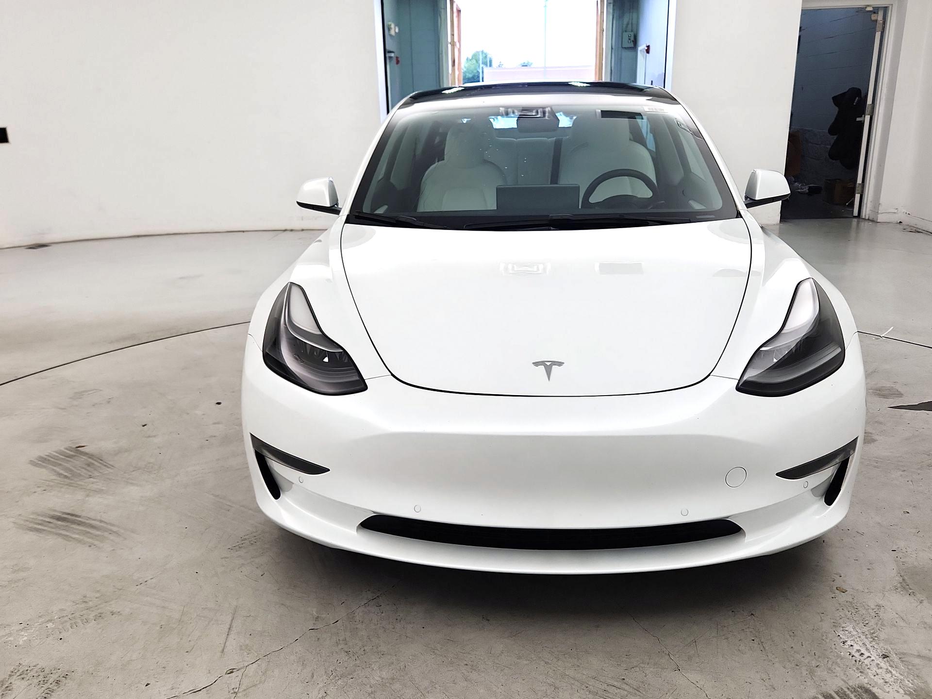 Thumbnail: 2022 Tesla Model 3 - 2