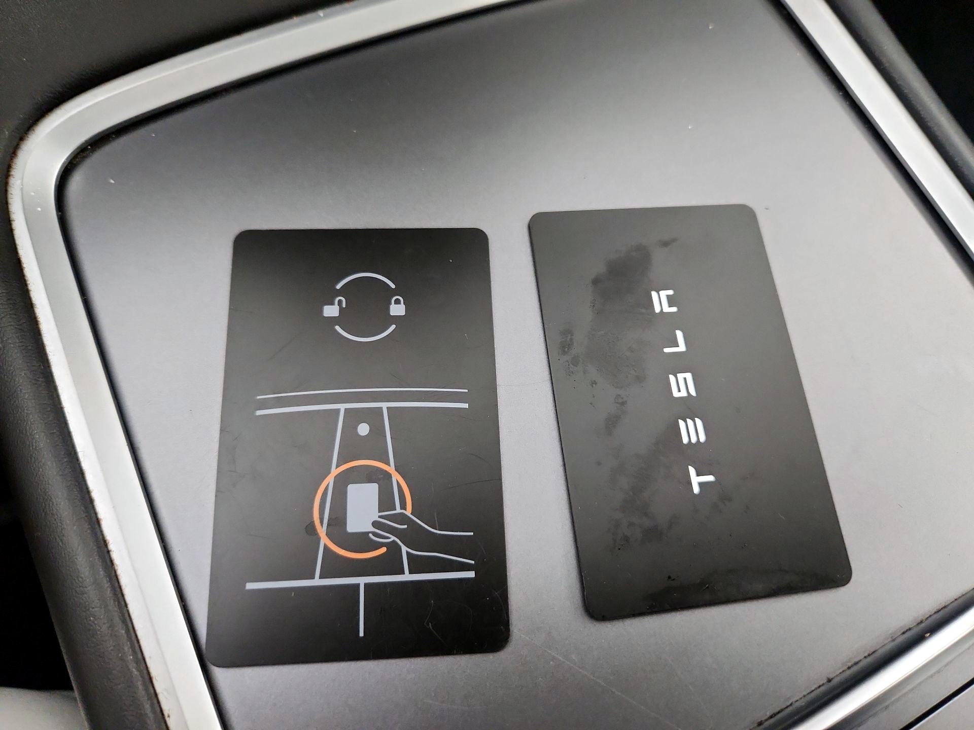 Thumbnail: 2022 Tesla Model 3 - 19