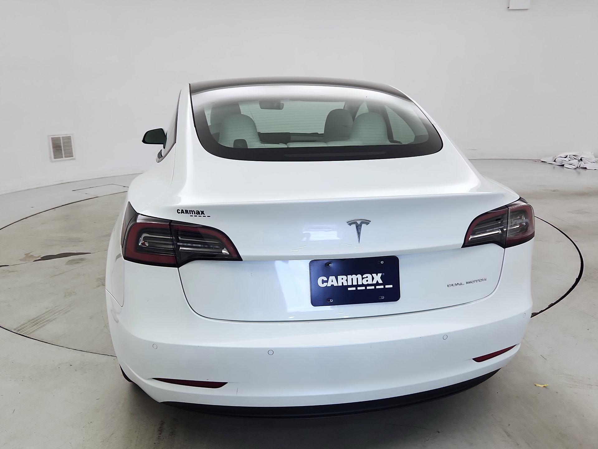 Thumbnail: 2022 Tesla Model 3 - 6