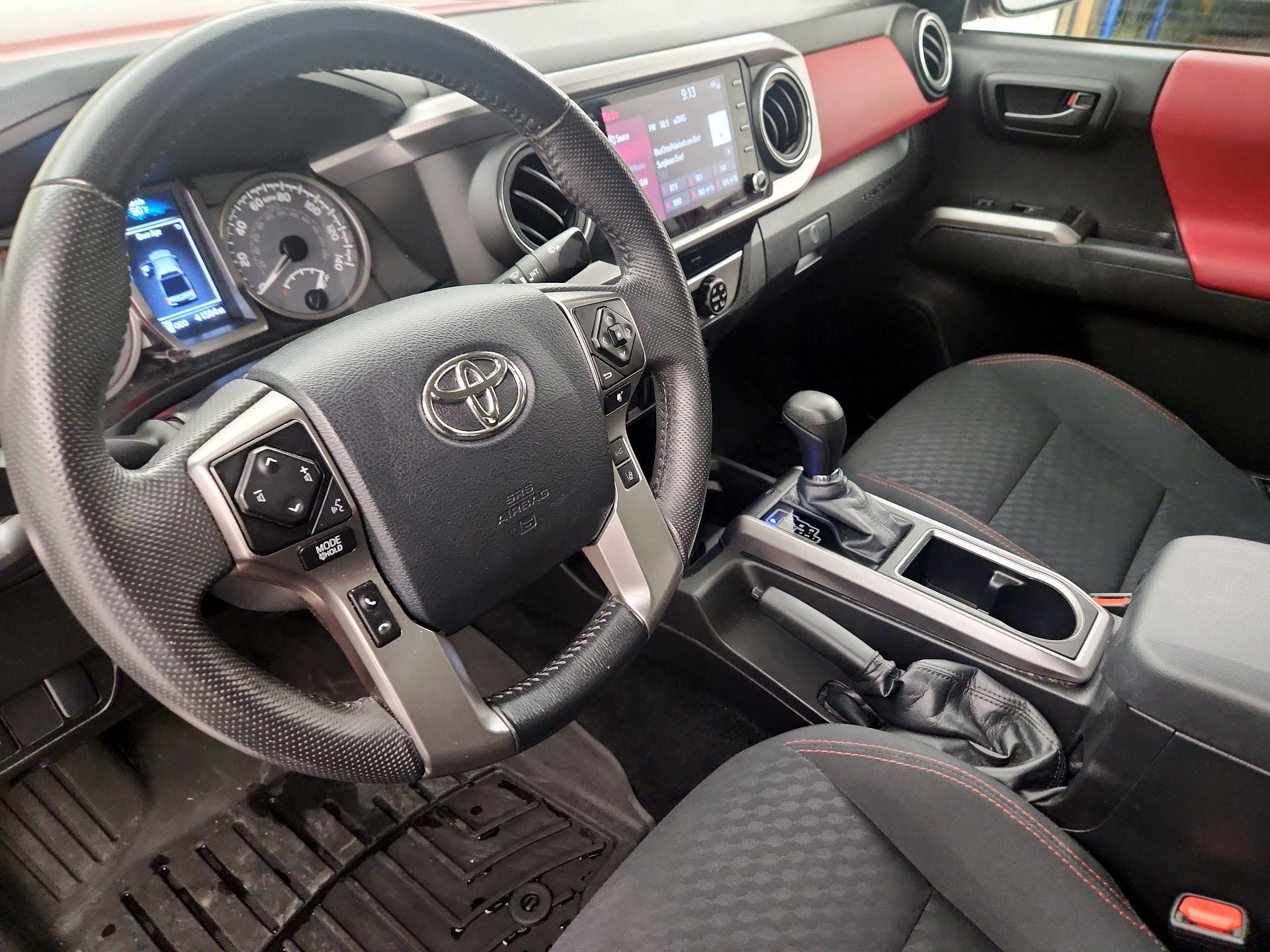 Thumbnail: 2023 Toyota Tacoma - 9