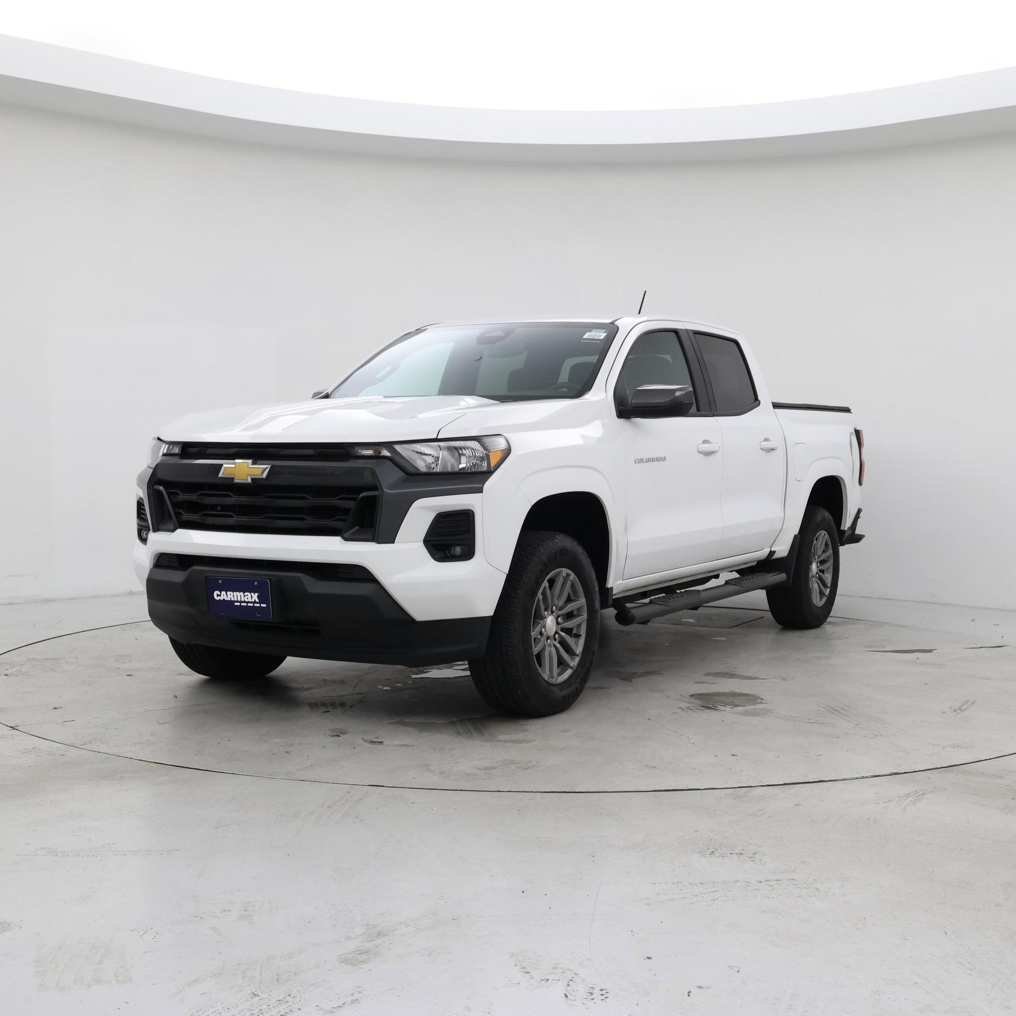 Thumbnail: 2023 Chevrolet Colorado - 4