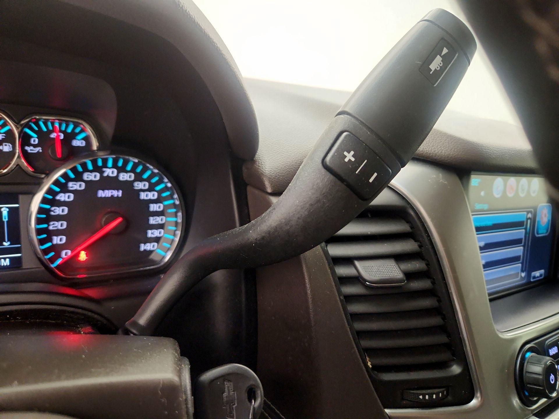 Thumbnail: 2016 Chevrolet Tahoe - 17