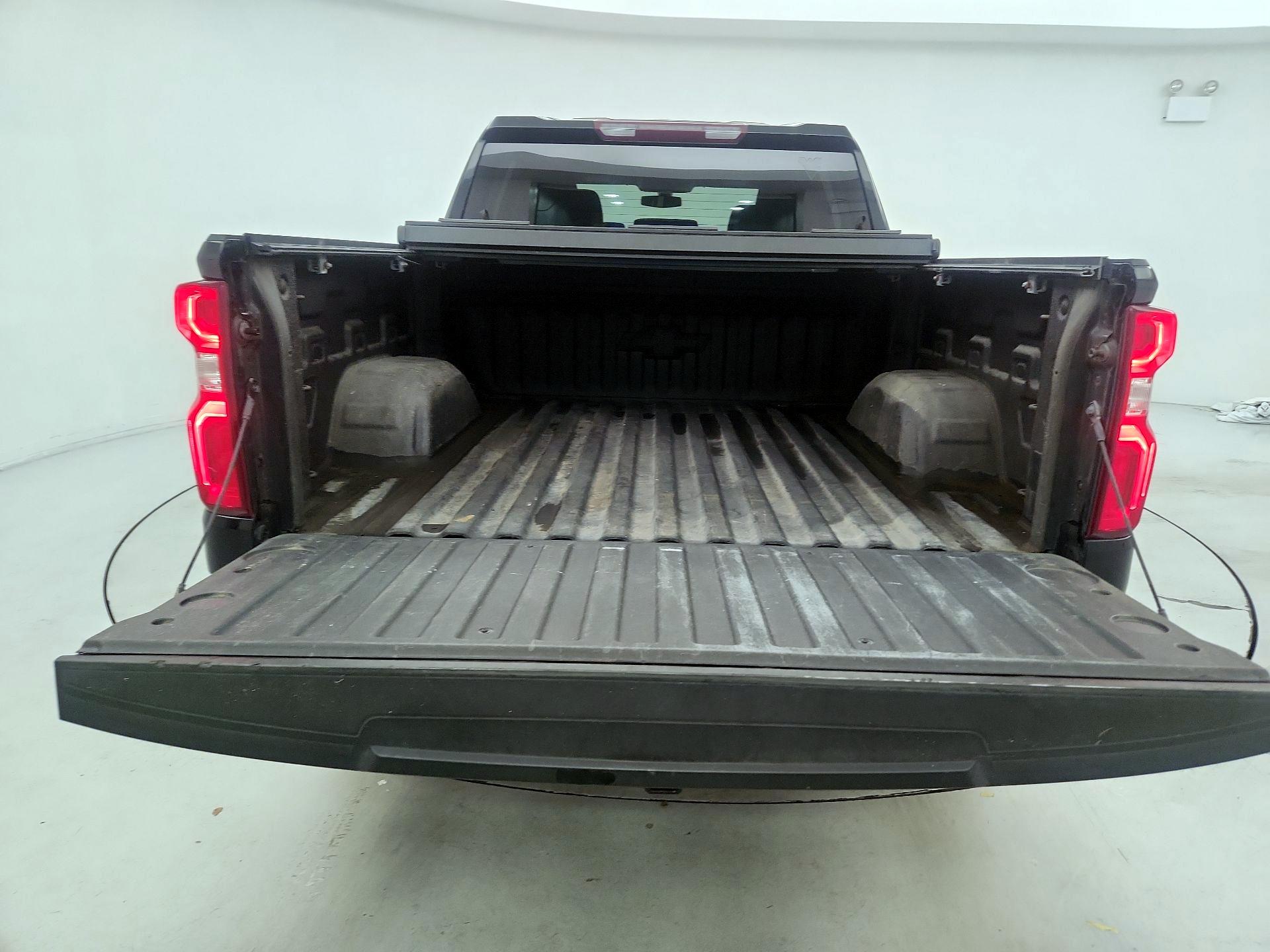 Thumbnail: 2021 Chevrolet Silverado 1500 - 20