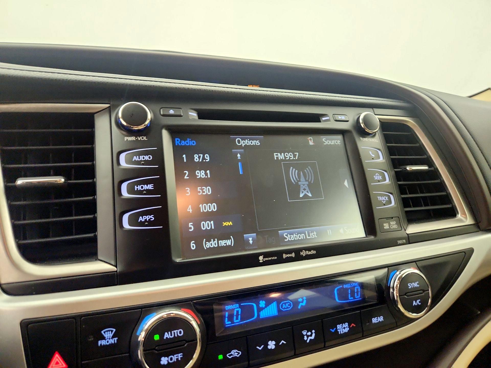Thumbnail: 2017 Toyota Highlander - 16
