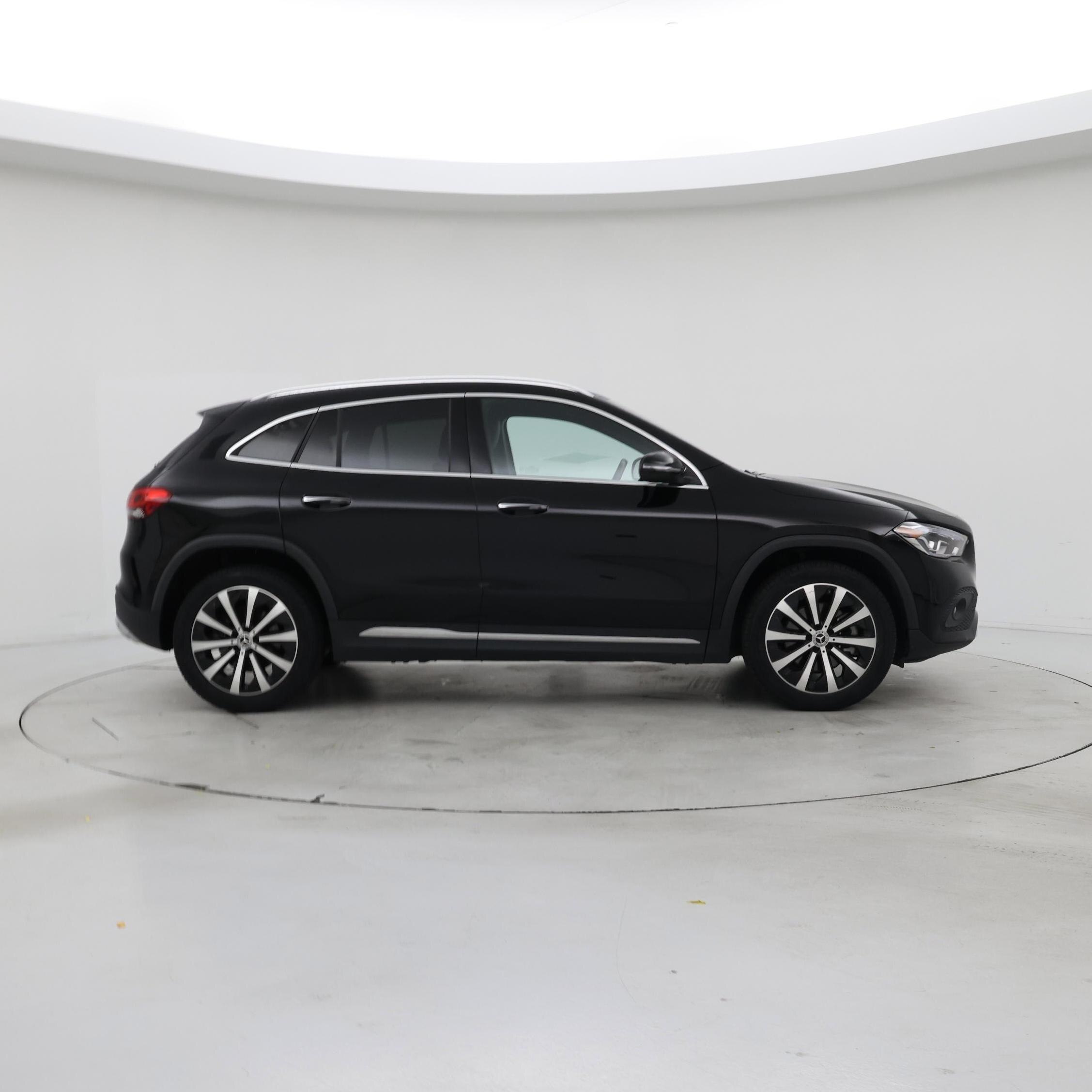 Thumbnail: 2023 Mercedes-Benz GLA - 7
