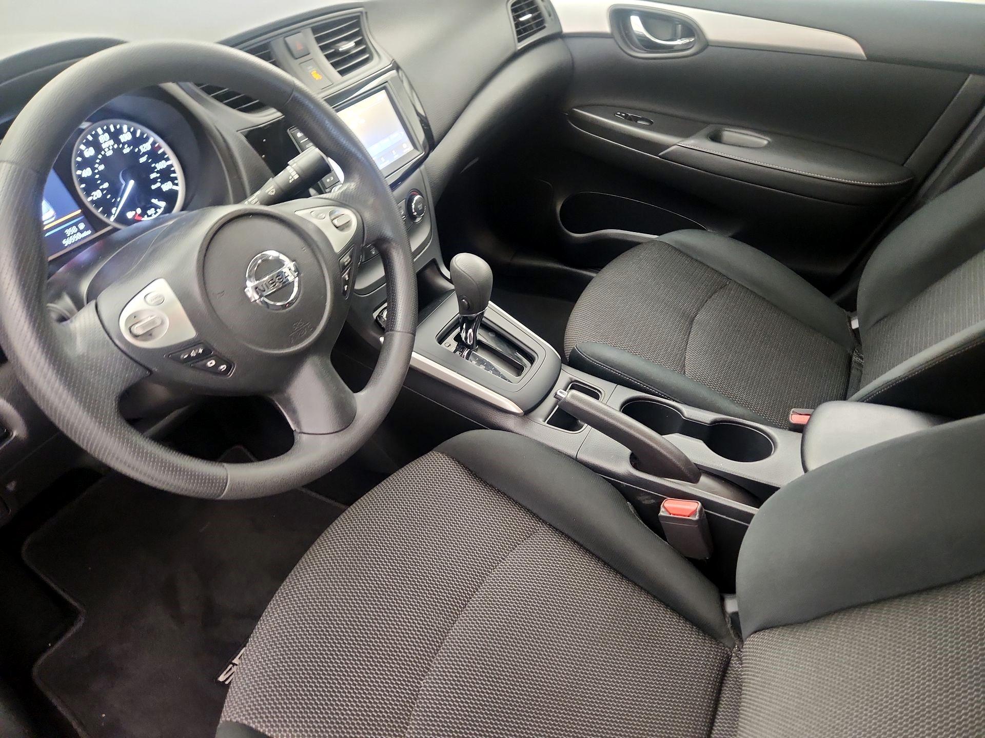 Thumbnail: 2019 Nissan Sentra - 11