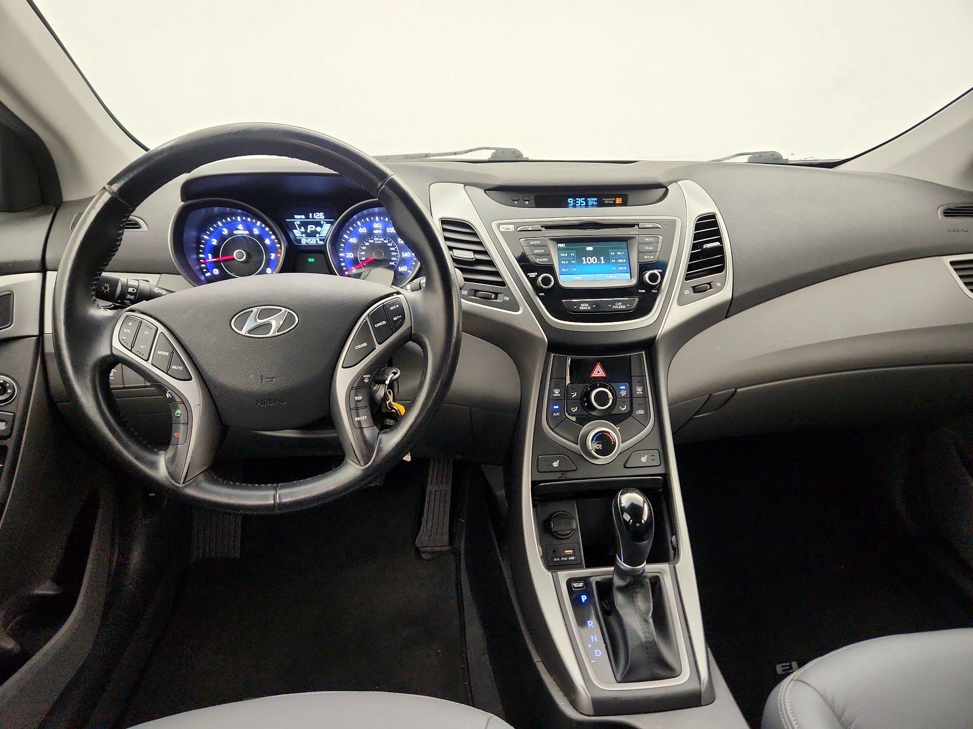Thumbnail: 2014 Hyundai Elantra - 8