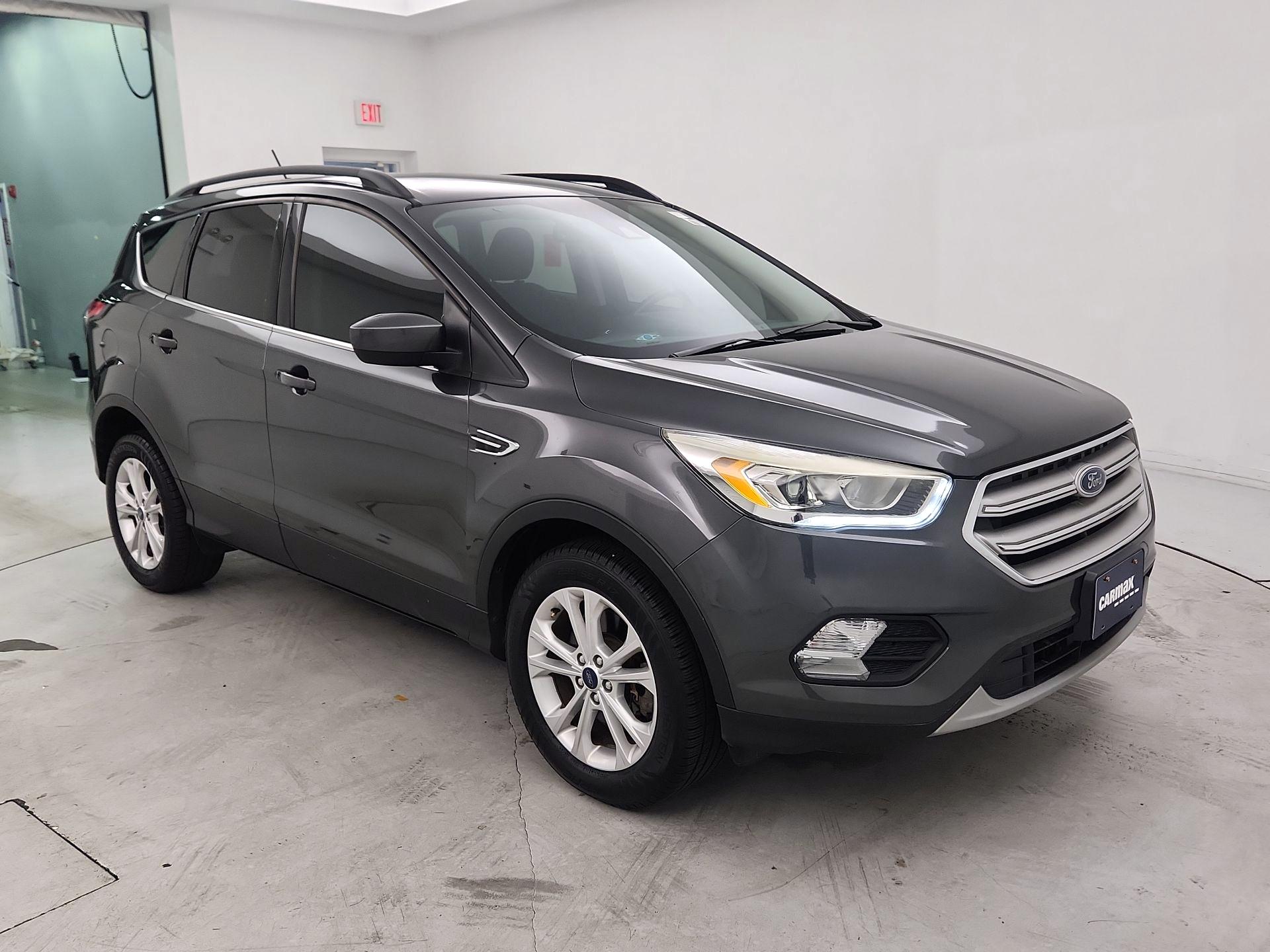 Thumbnail: 2018 Ford Escape - 1