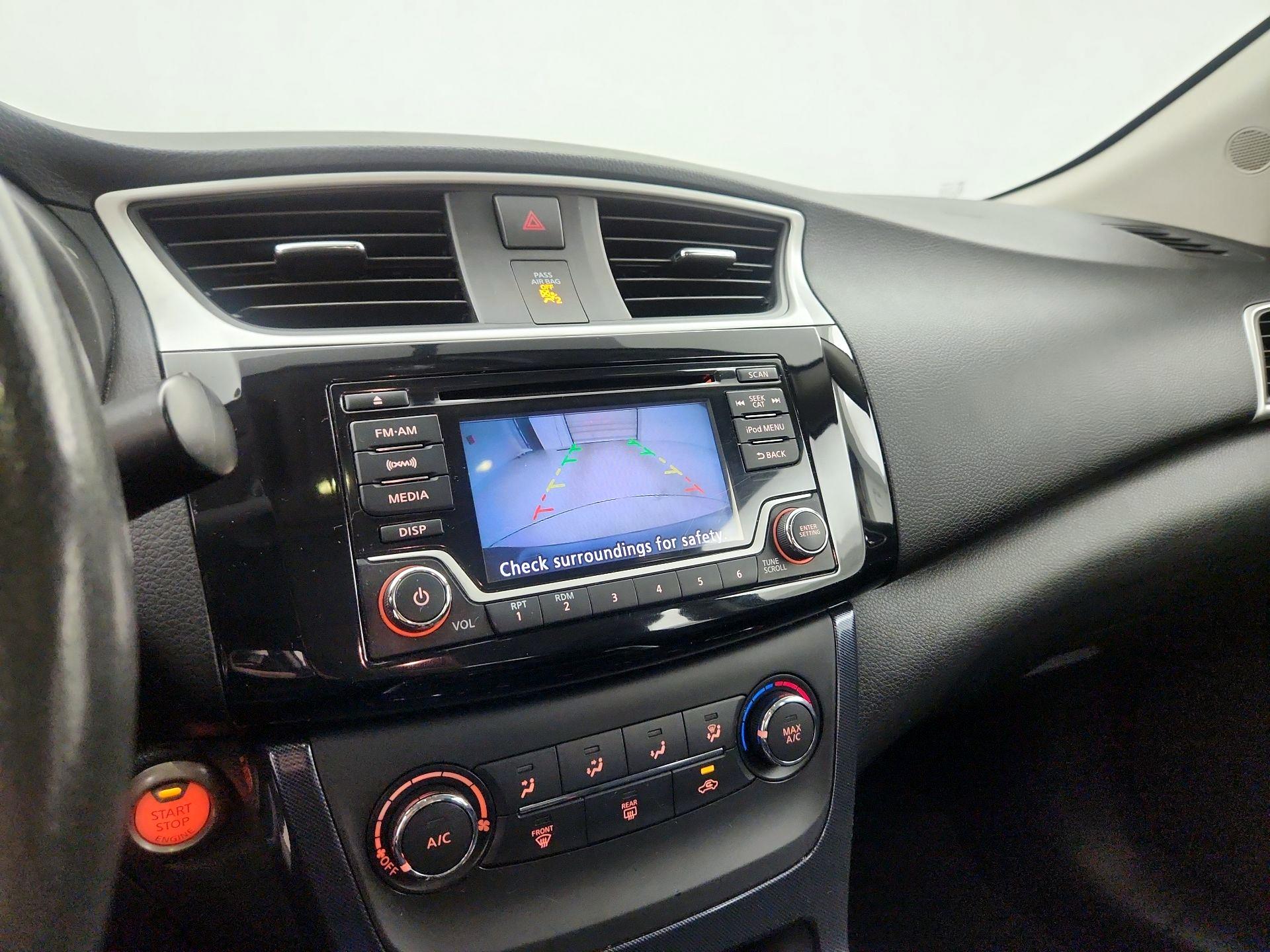 Thumbnail: 2017 Nissan Sentra - 14