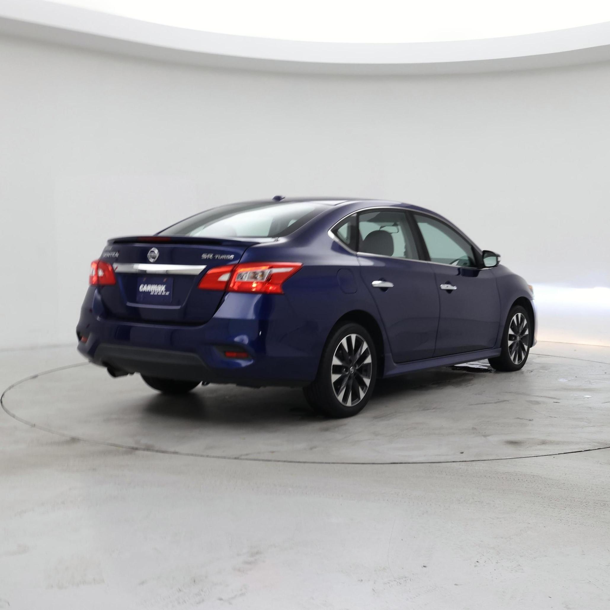 Thumbnail: 2017 Nissan Sentra - 8