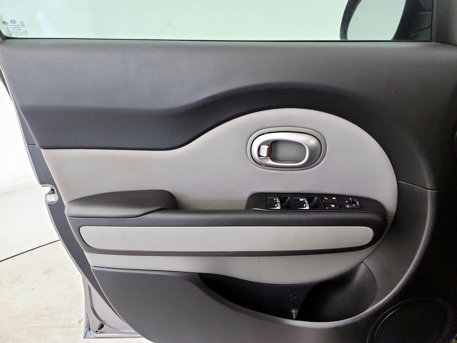 Thumbnail: 2018 Kia Soul - 10