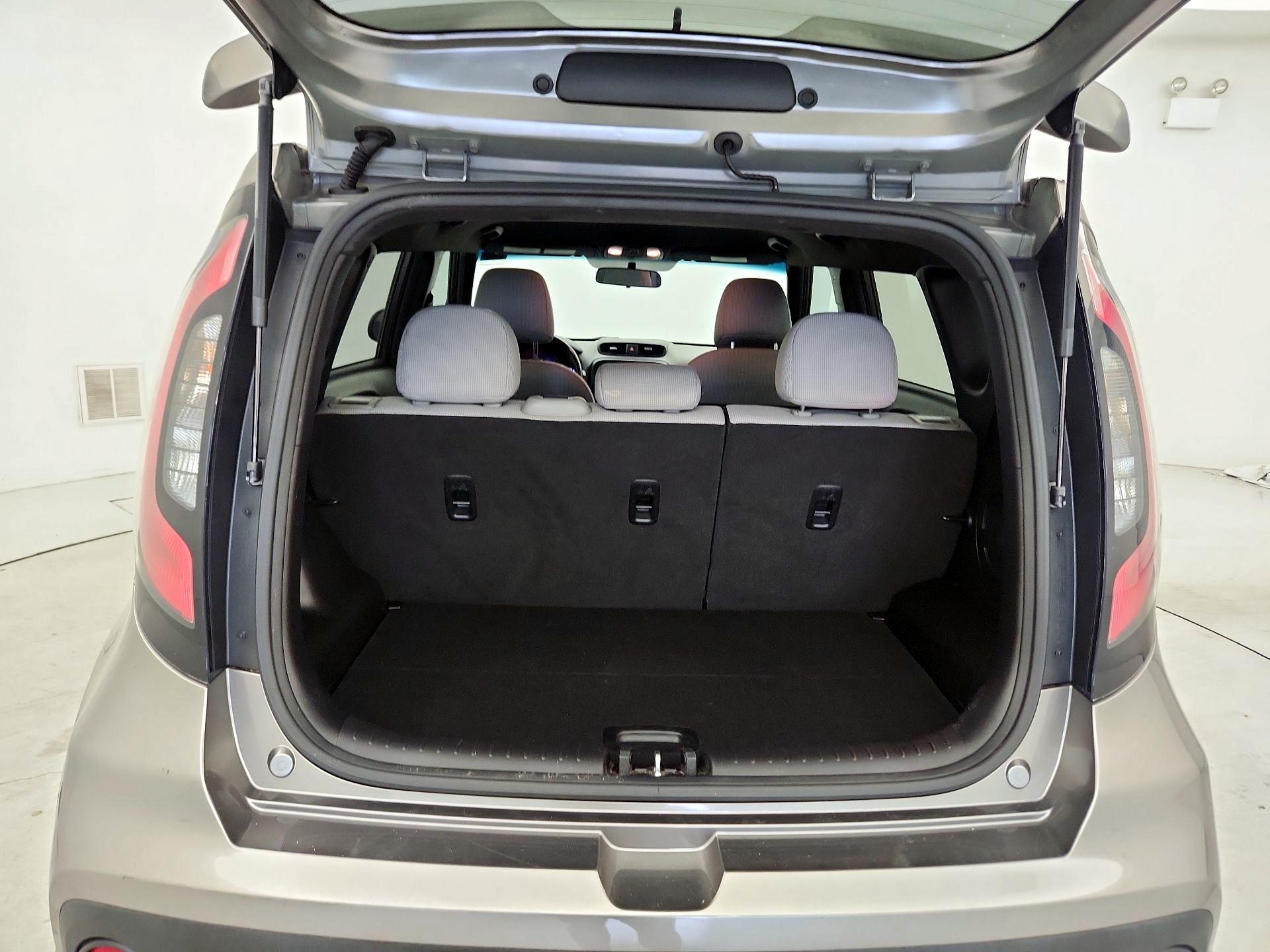 Thumbnail: 2018 Kia Soul - 17