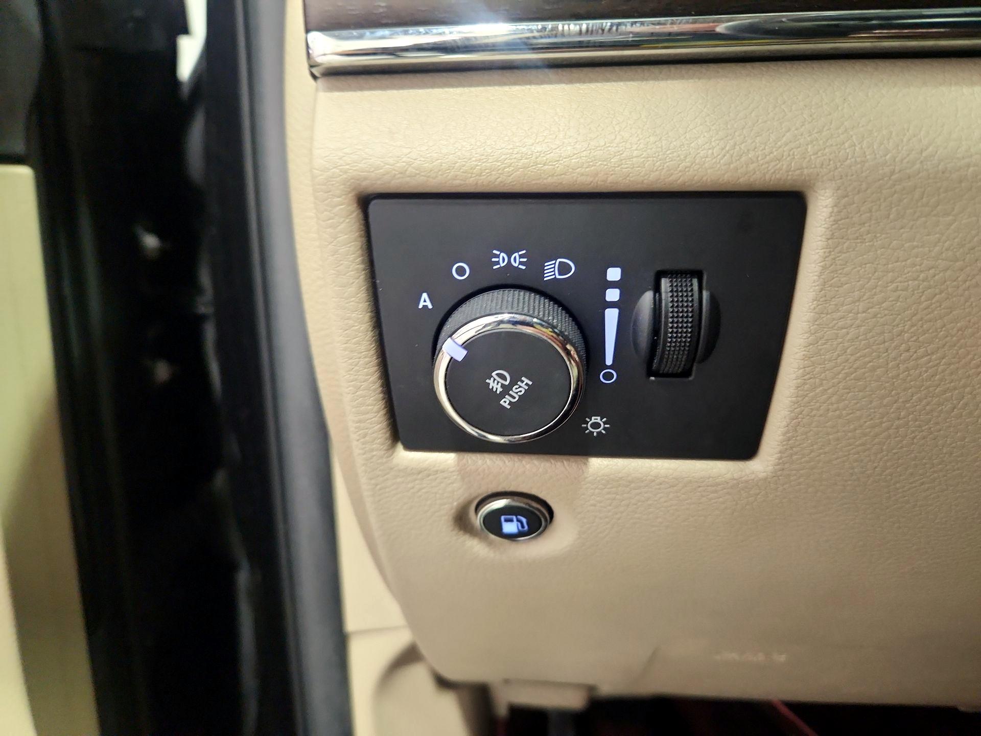 Thumbnail: 2016 Jeep Grand Cherokee - 13