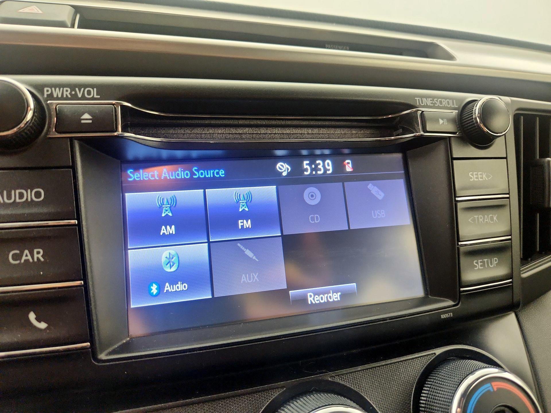 Thumbnail: 2016 Toyota RAV4 - 15