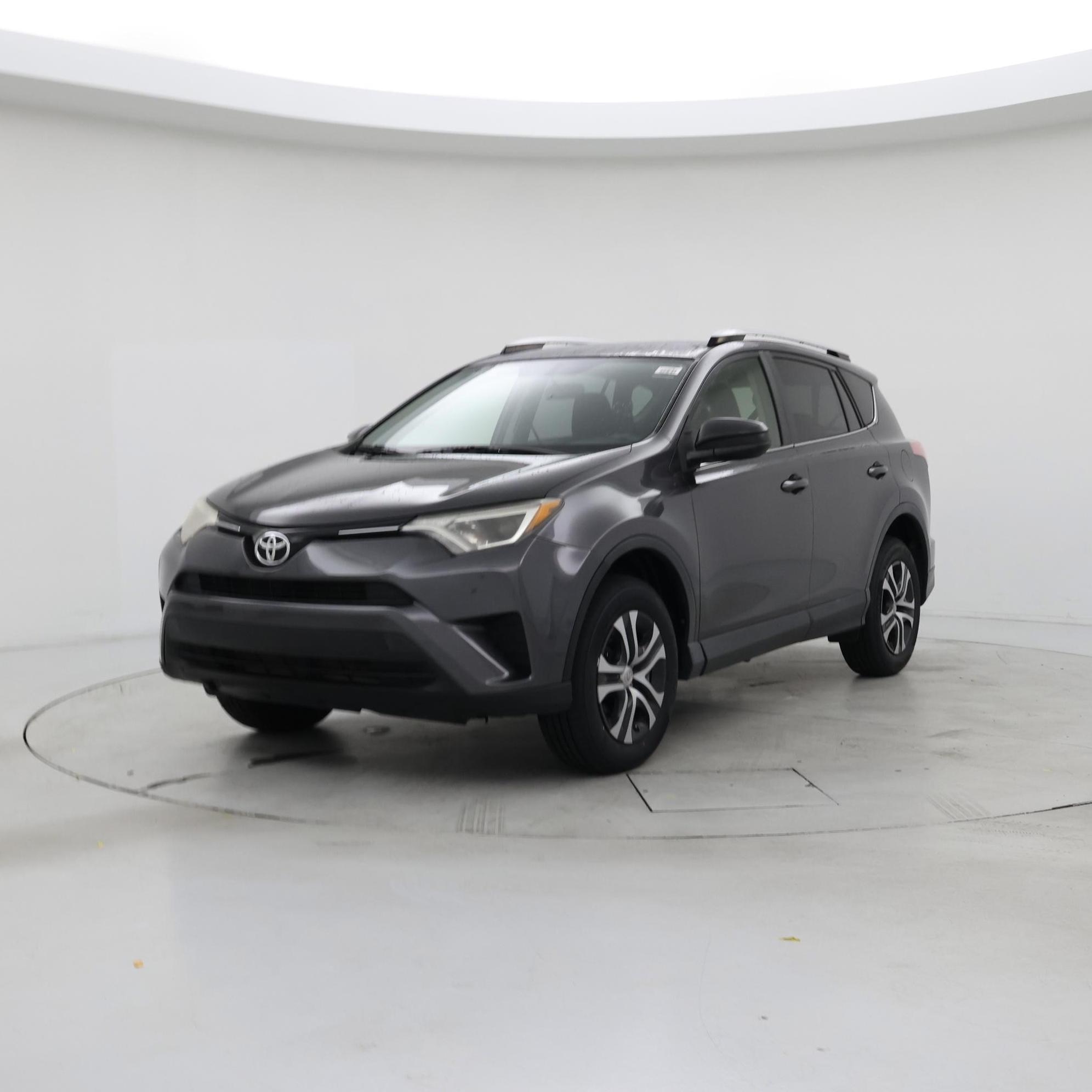 Thumbnail: 2016 Toyota RAV4 - 4