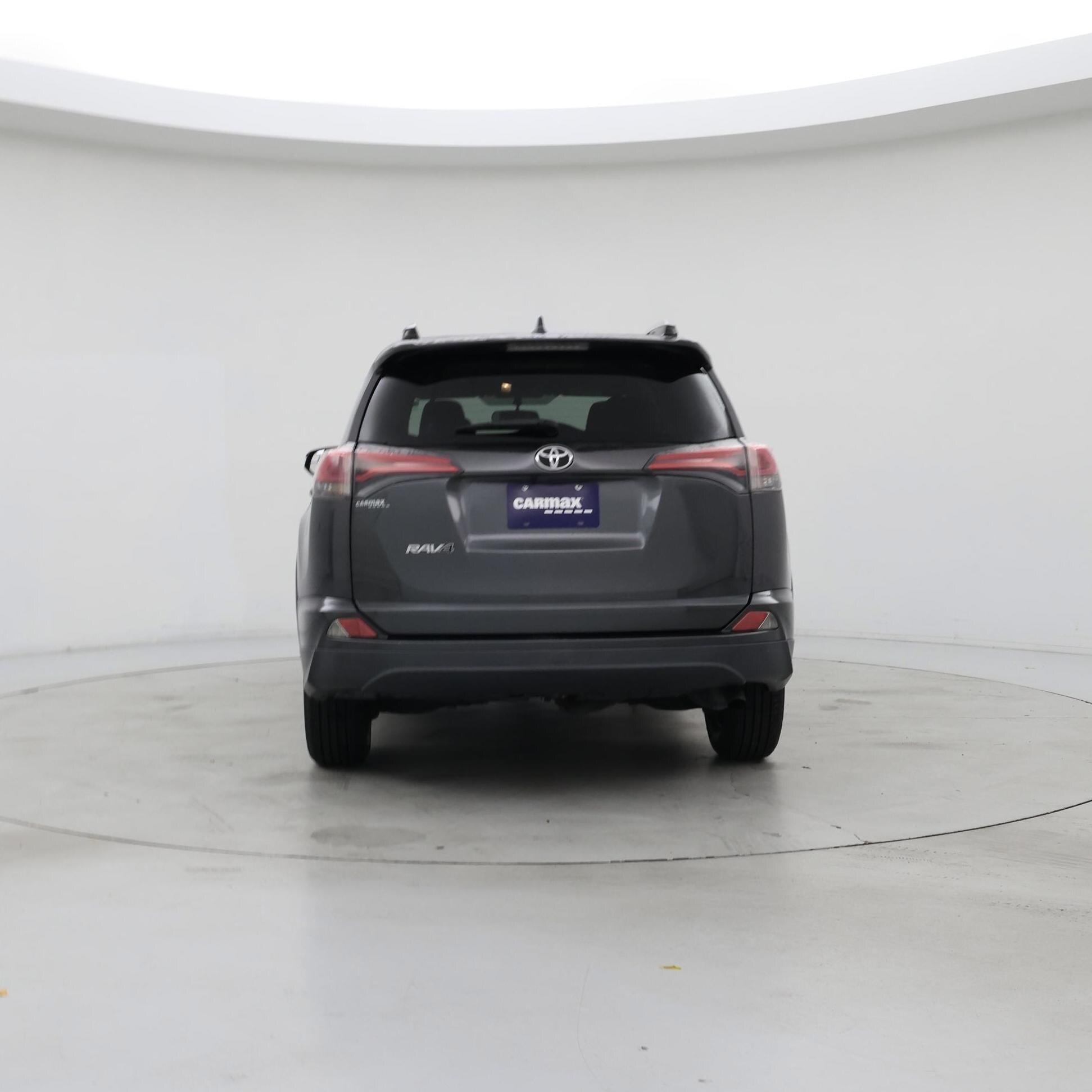 Thumbnail: 2016 Toyota RAV4 - 6