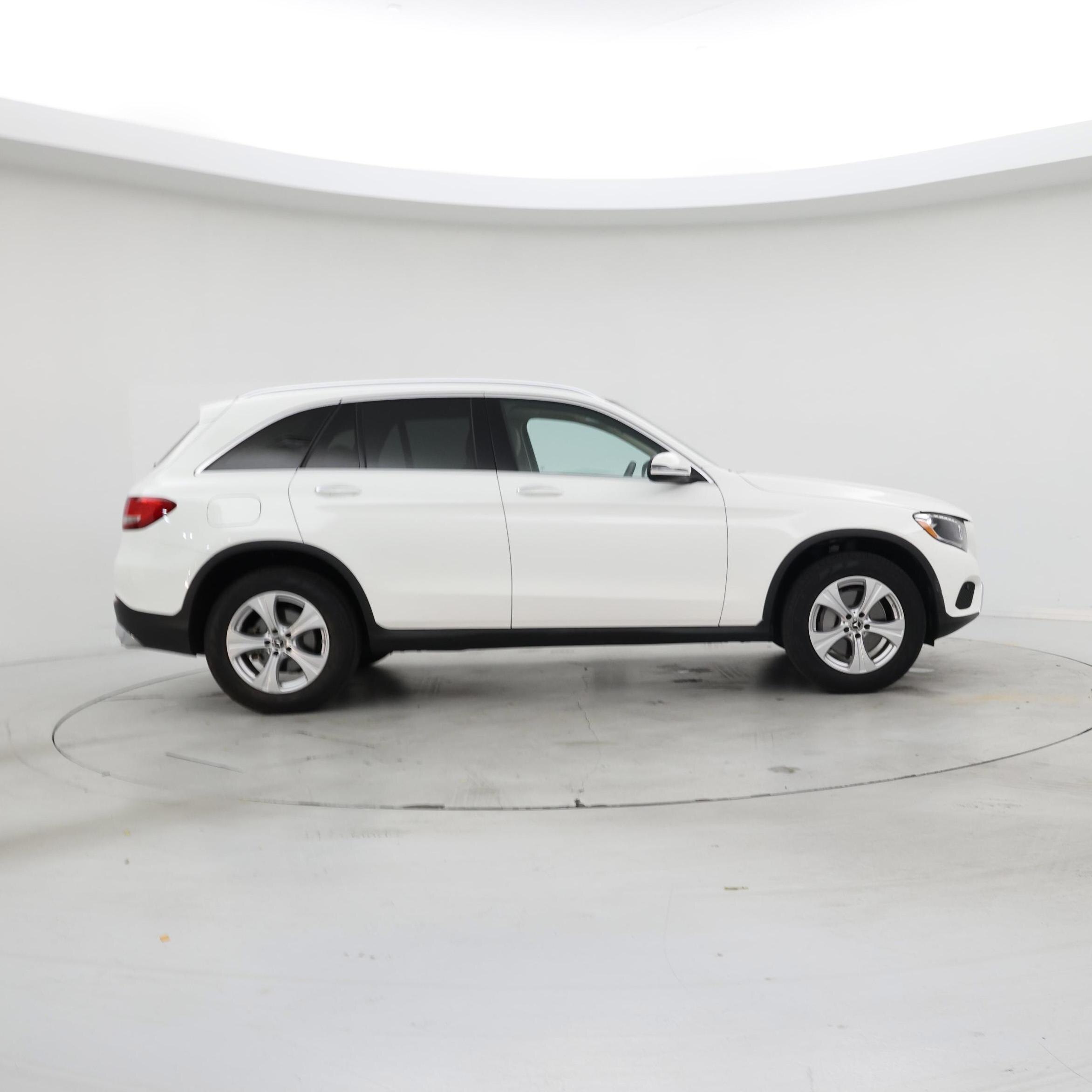 Thumbnail: 2017 Mercedes-Benz GLC - 7