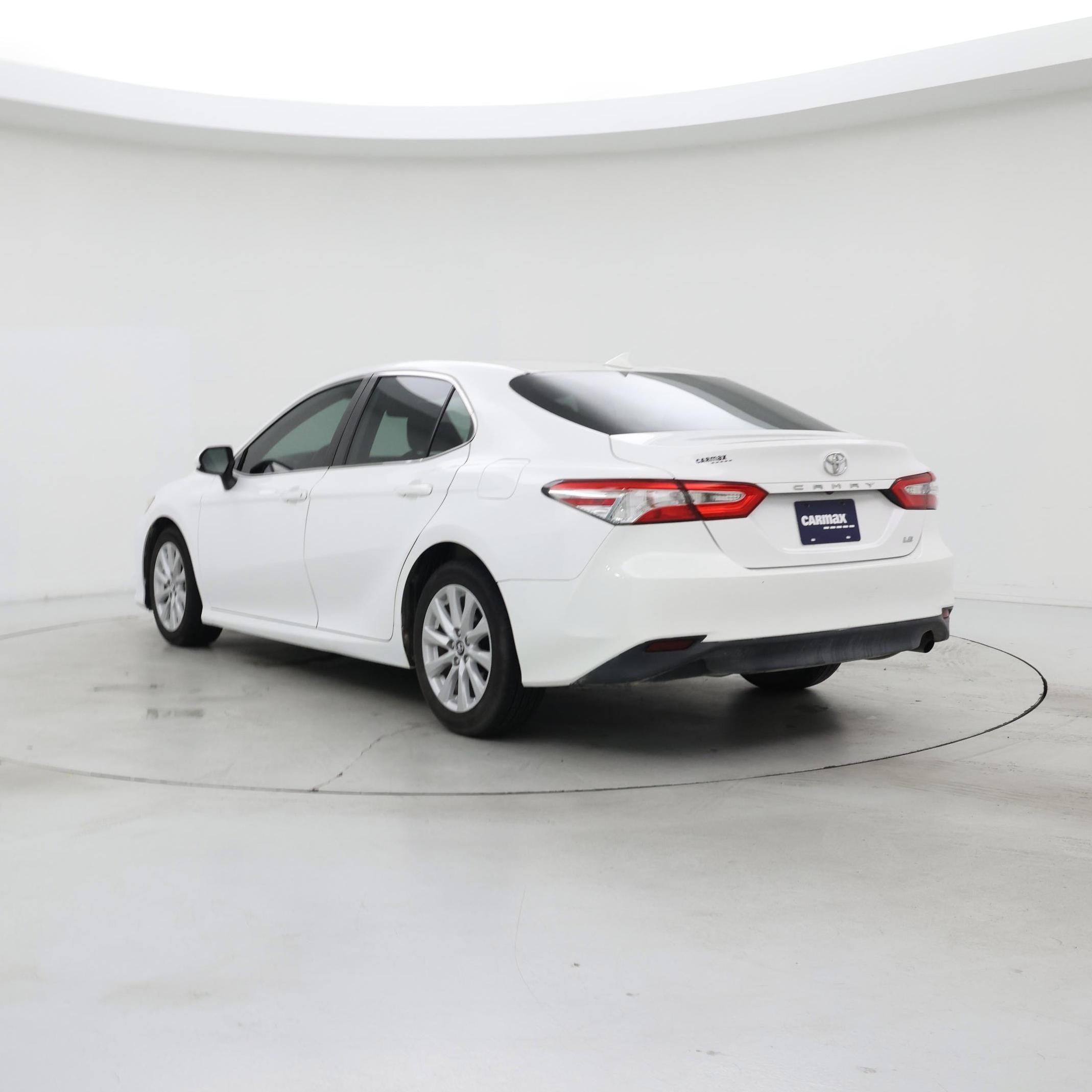 Thumbnail: 2019 Toyota Camry - 2