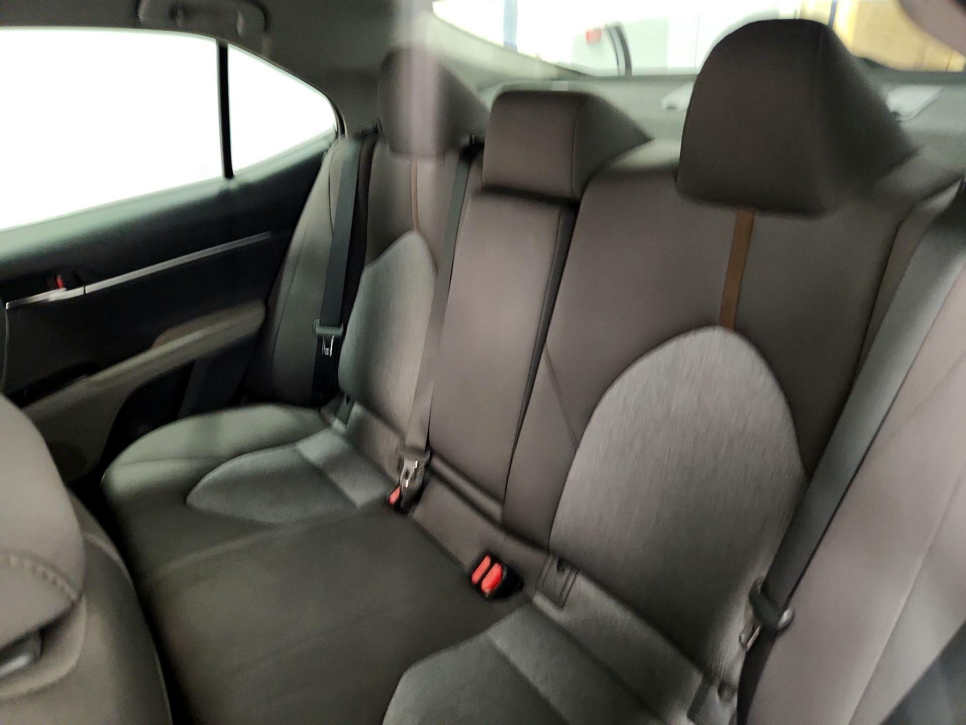 Thumbnail: 2019 Toyota Camry - 19