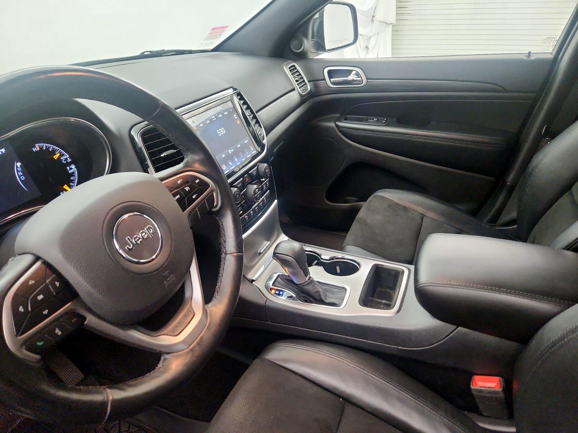 Thumbnail: 2019 Jeep Grand Cherokee - 11