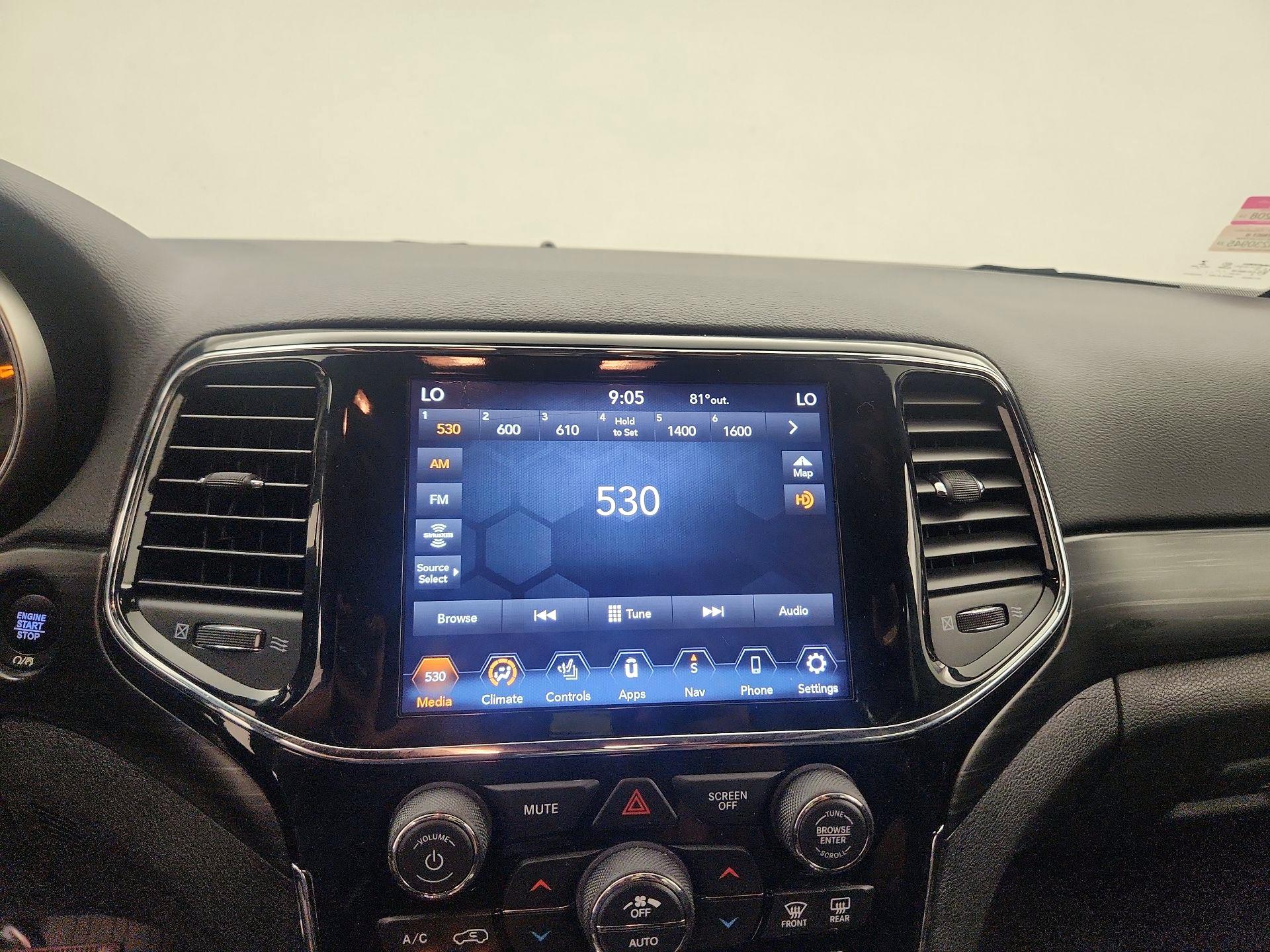 Thumbnail: 2019 Jeep Grand Cherokee - 15