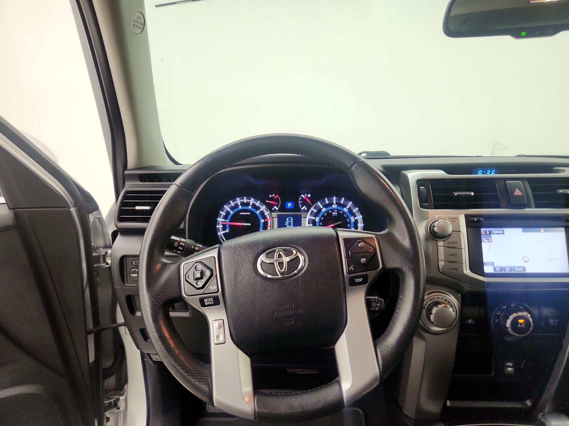 Thumbnail: 2015 Toyota 4Runner - 10