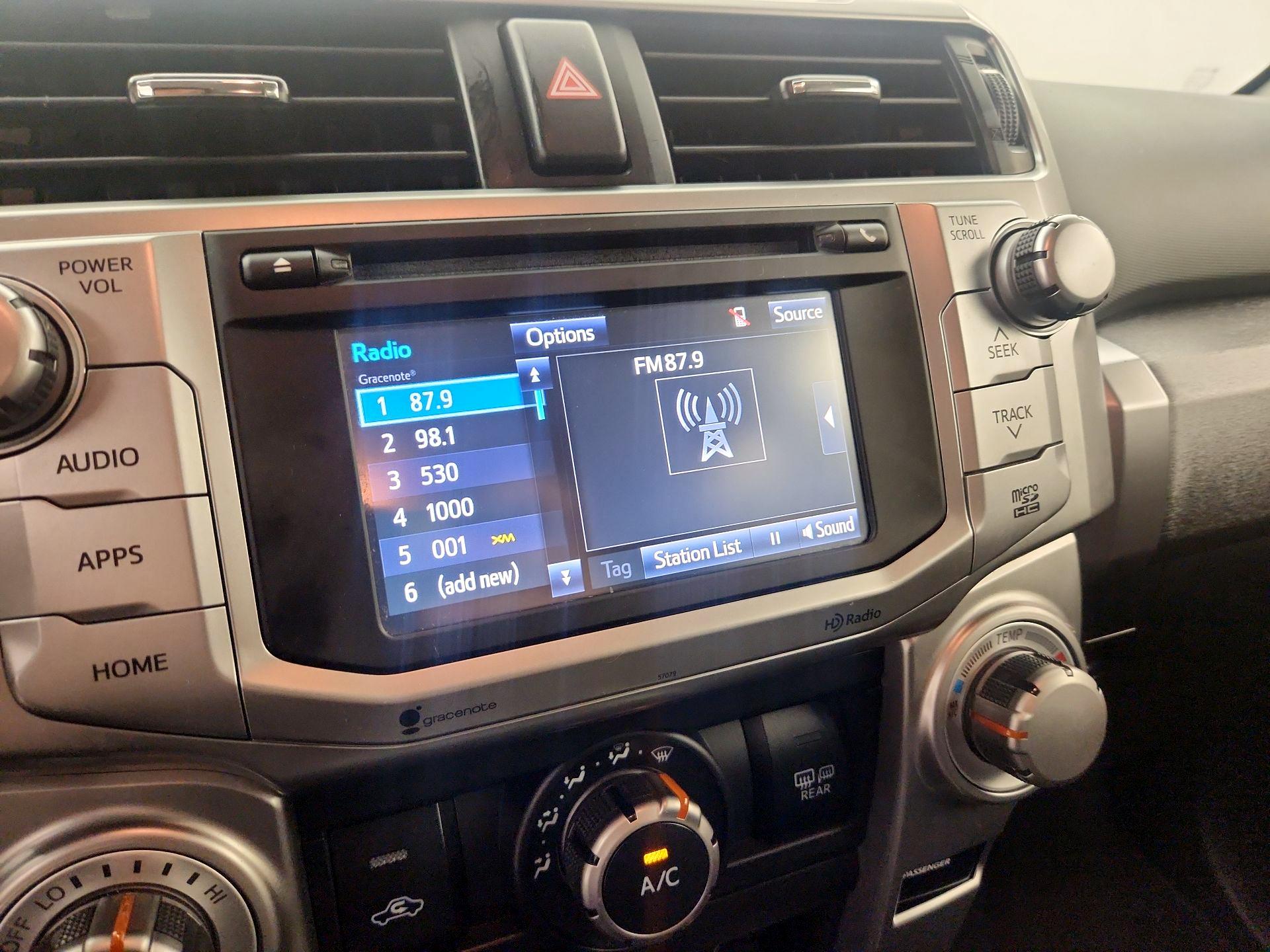 Thumbnail: 2015 Toyota 4Runner - 16