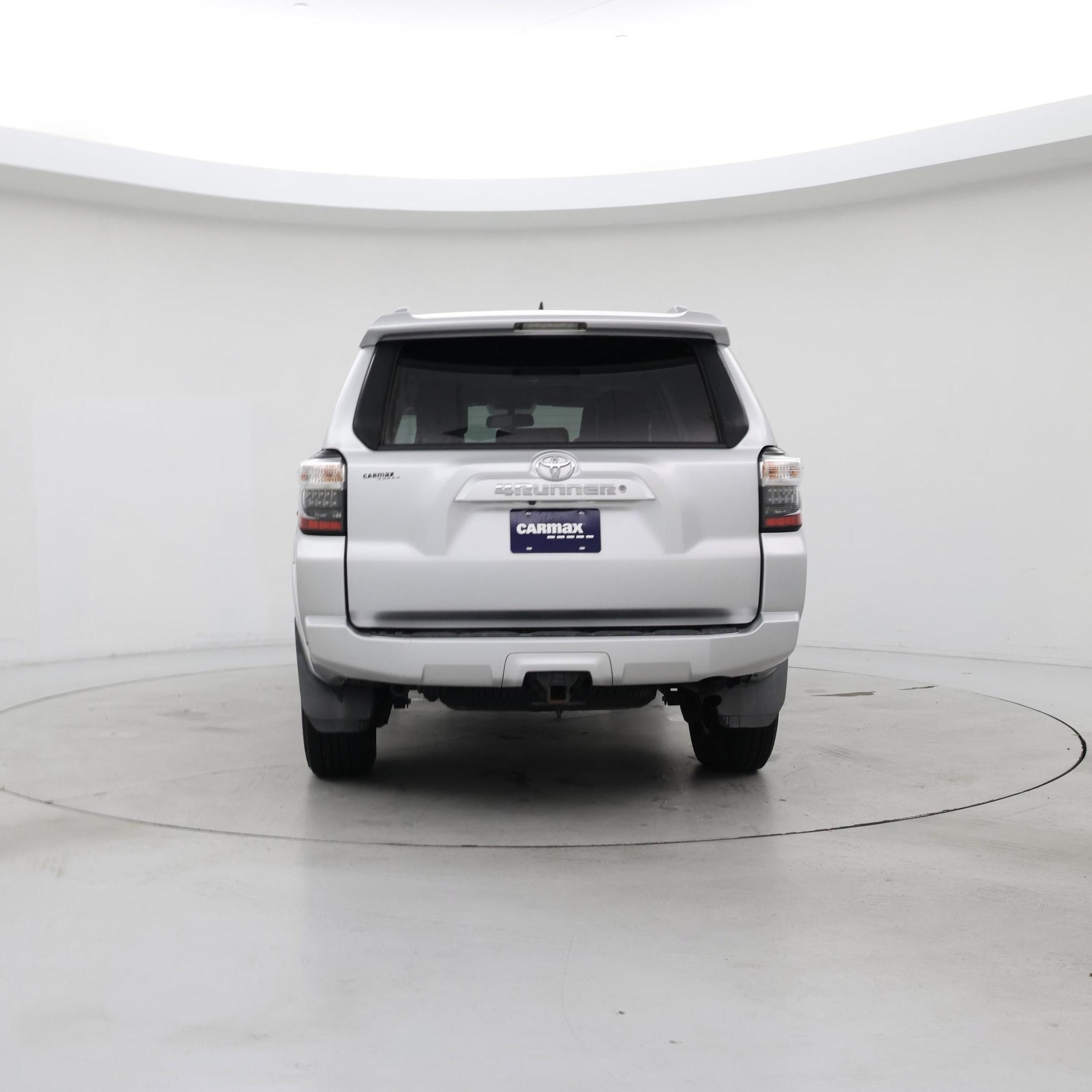 Thumbnail: 2015 Toyota 4Runner - 6