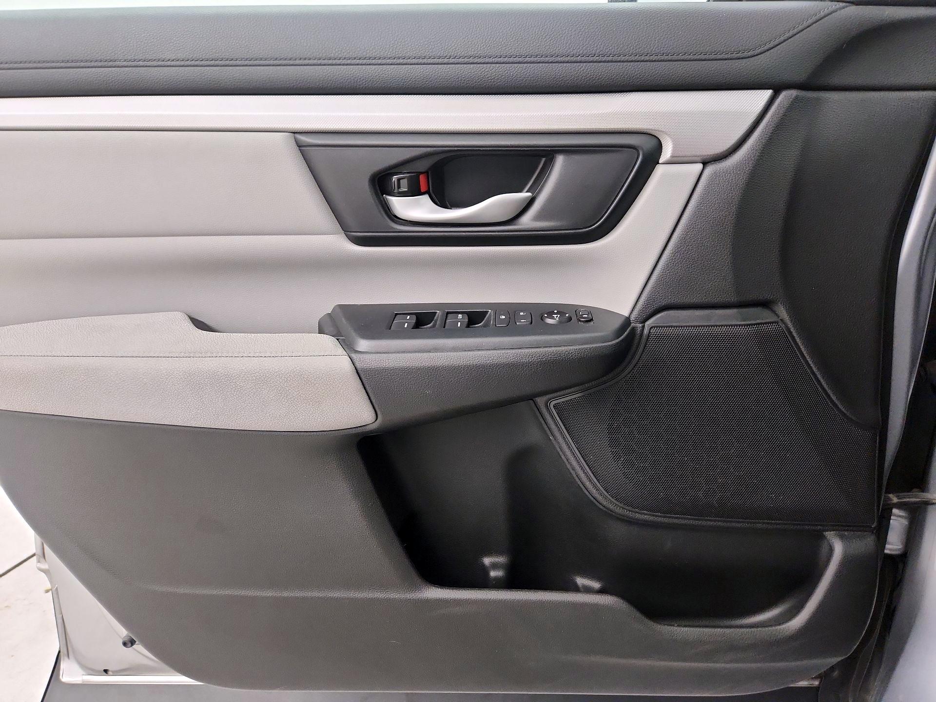 Thumbnail: 2017 Honda CR-V - 10