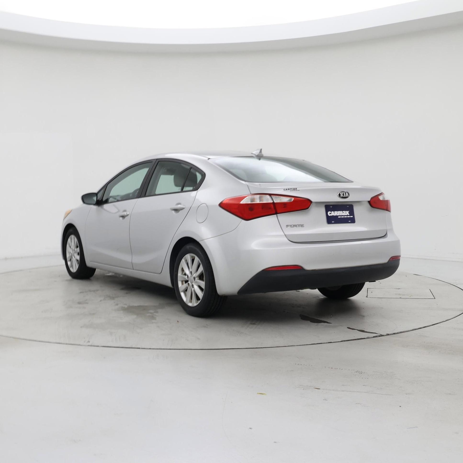 Thumbnail: 2015 Kia Forte - 2