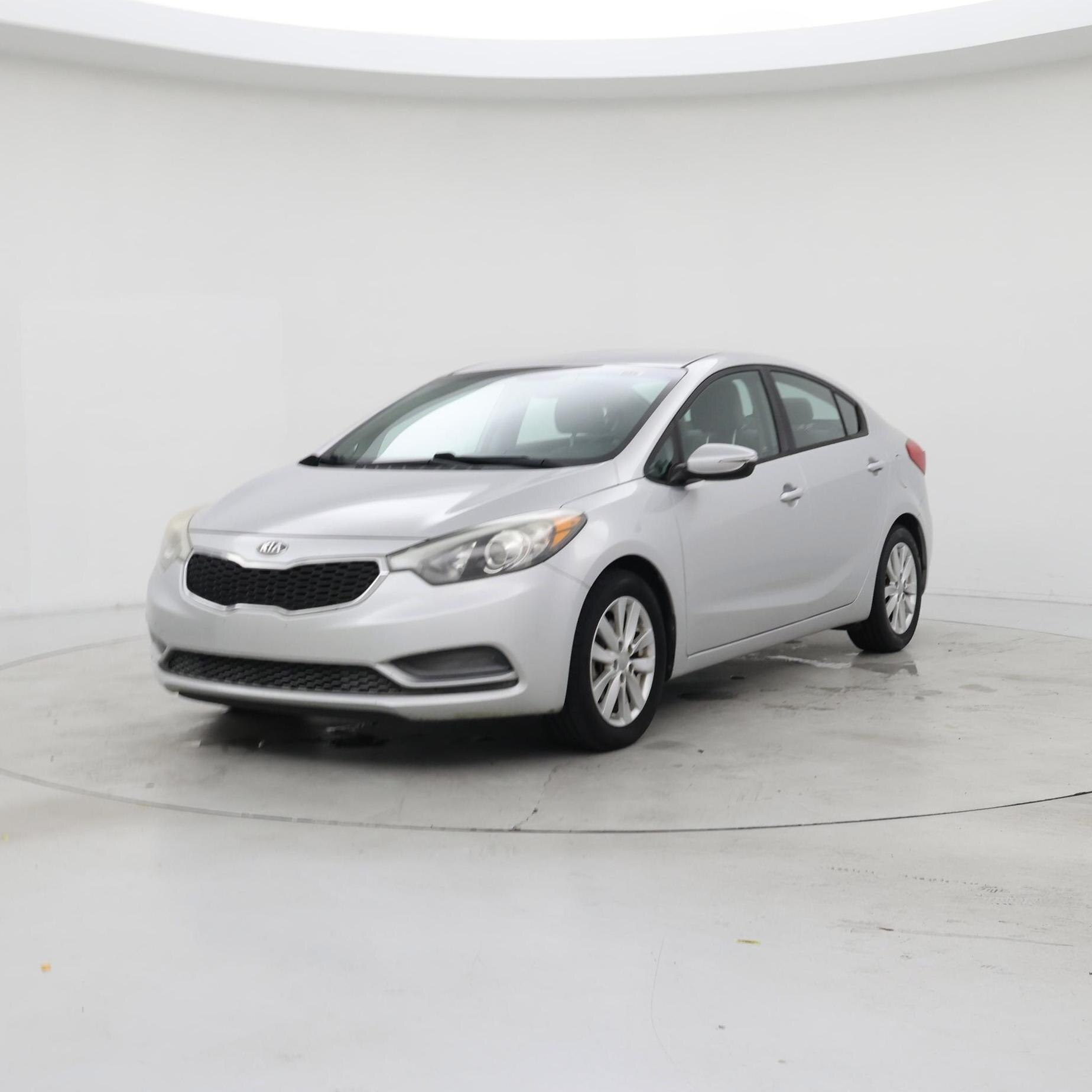 Thumbnail: 2015 Kia Forte - 4